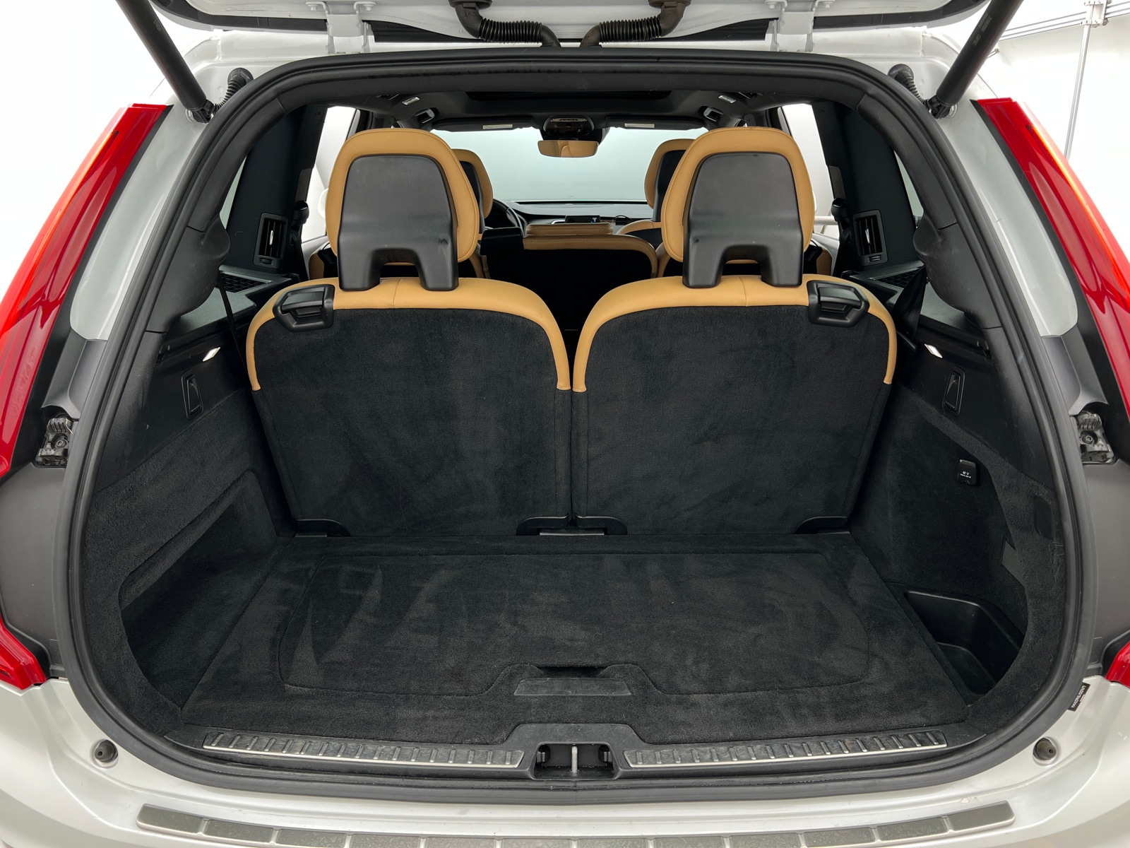 Thumbnail: 2018 Volvo XC90 - 6