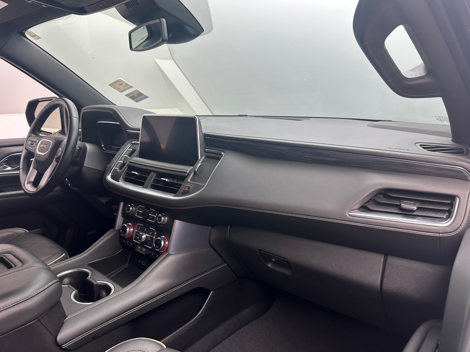 Thumbnail: 2023 GMC Yukon XL - 2