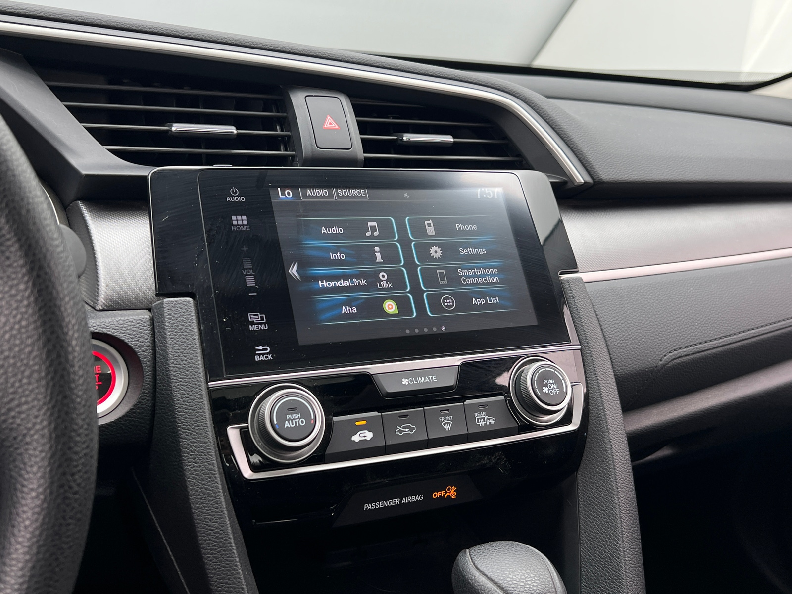 Thumbnail: 2016 Honda Civic - 4