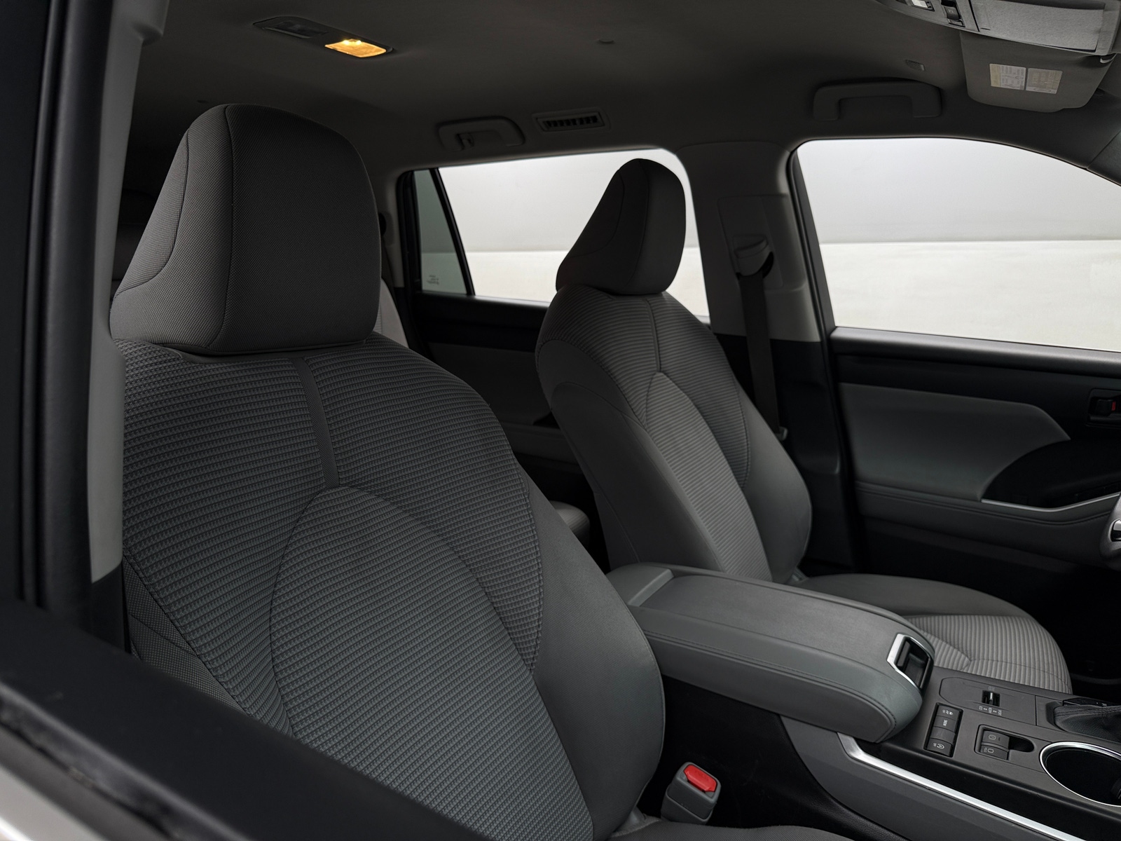 Thumbnail: 2020 Toyota Highlander - 2