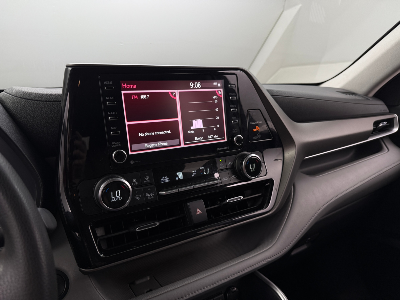 Thumbnail: 2020 Toyota Highlander - 4