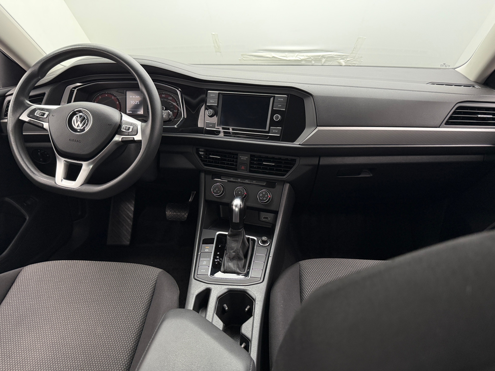 Thumbnail: 2019 Volkswagen Jetta - 3