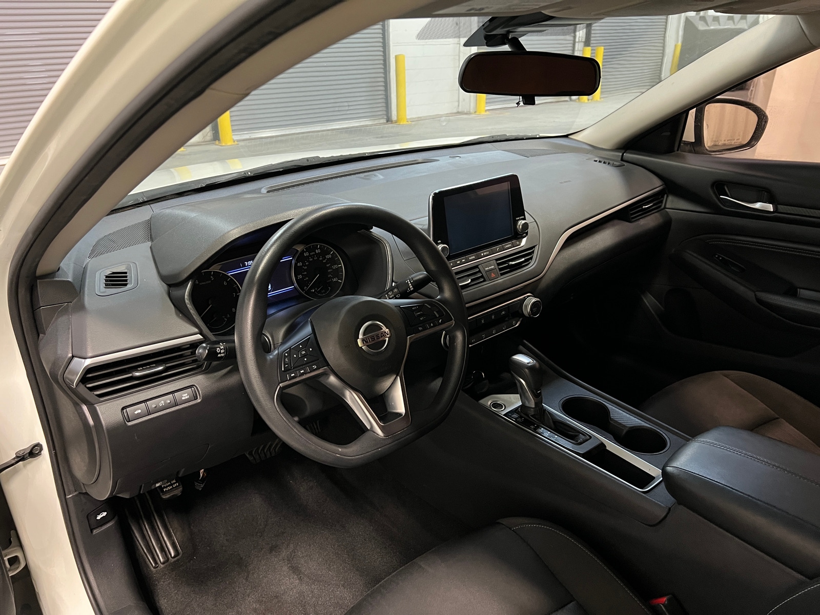 Thumbnail: 2020 Nissan Altima - 3