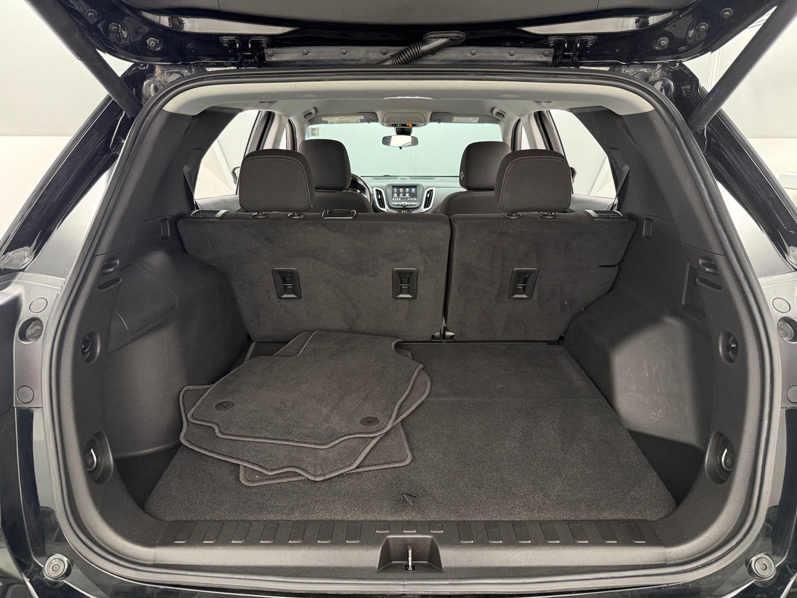 Thumbnail: 2022 Chevrolet Equinox - 7