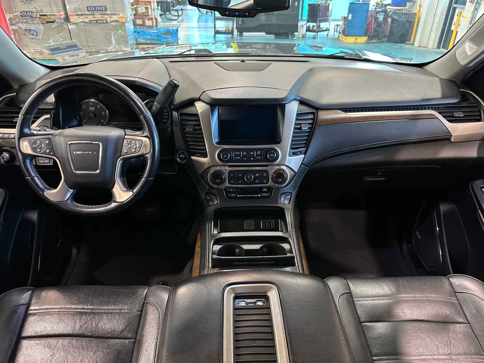 Thumbnail: 2019 GMC Yukon XL - 2