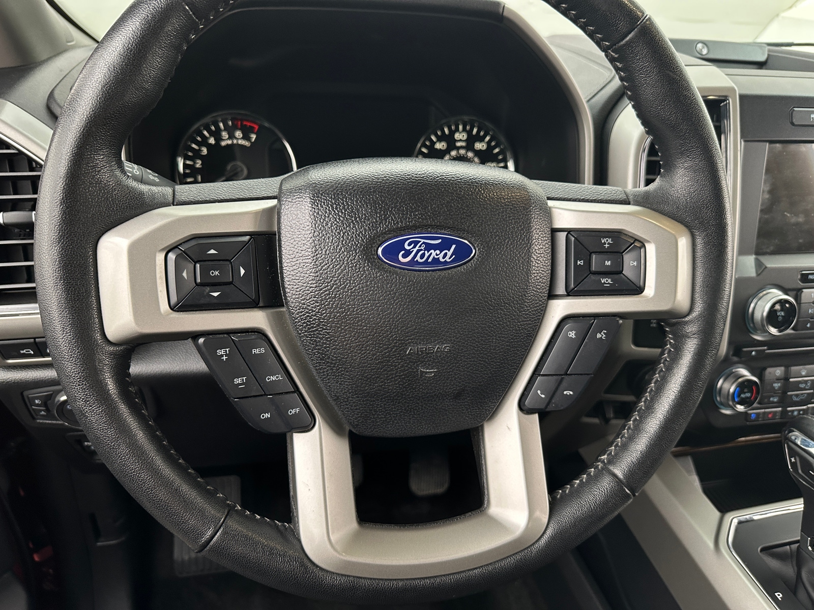 Thumbnail: 2018 Ford Econoline - 4
