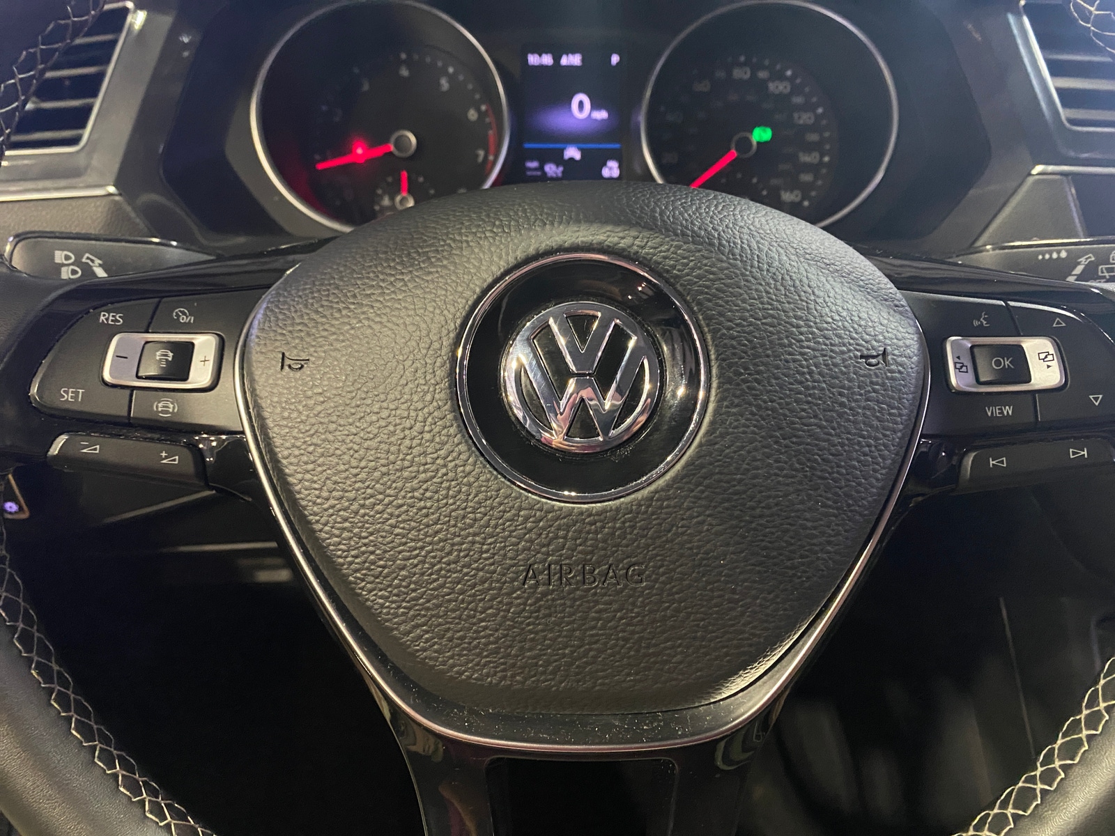 Thumbnail: 2021 Volkswagen Tiguan - 5