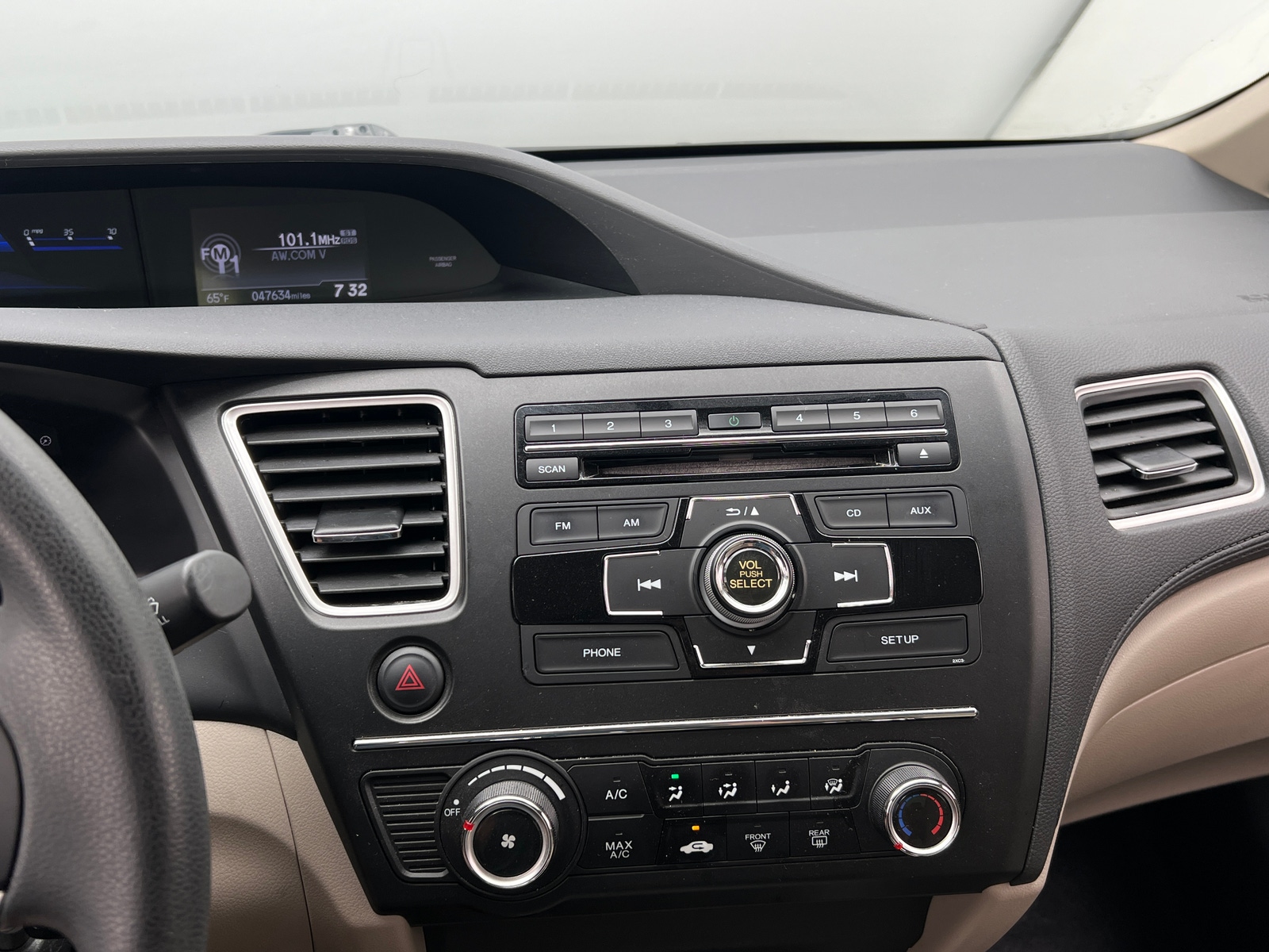 Thumbnail: 2015 Honda Civic - 4