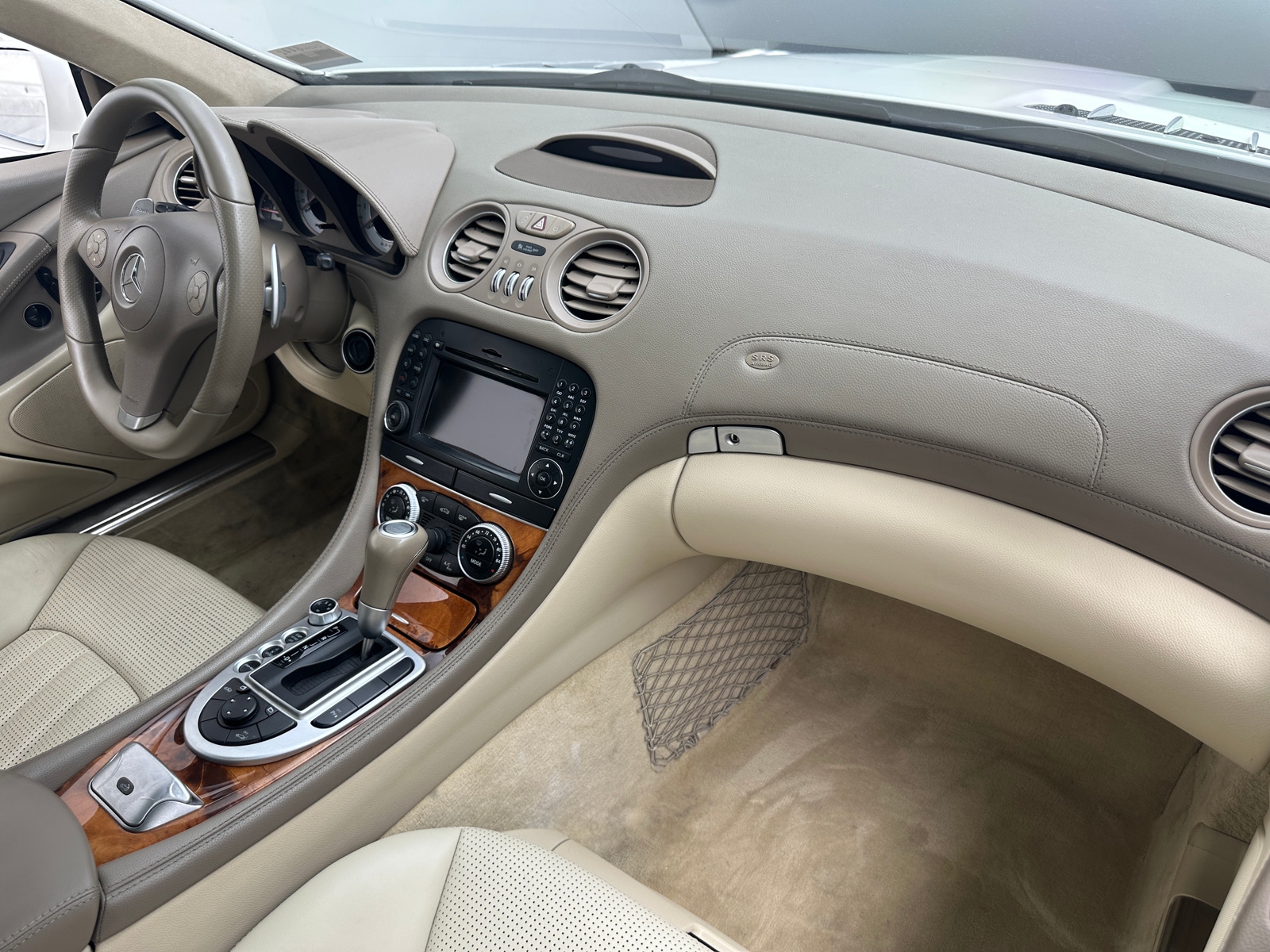 Thumbnail: 2011 Mercedes-Benz SL-Class - 2
