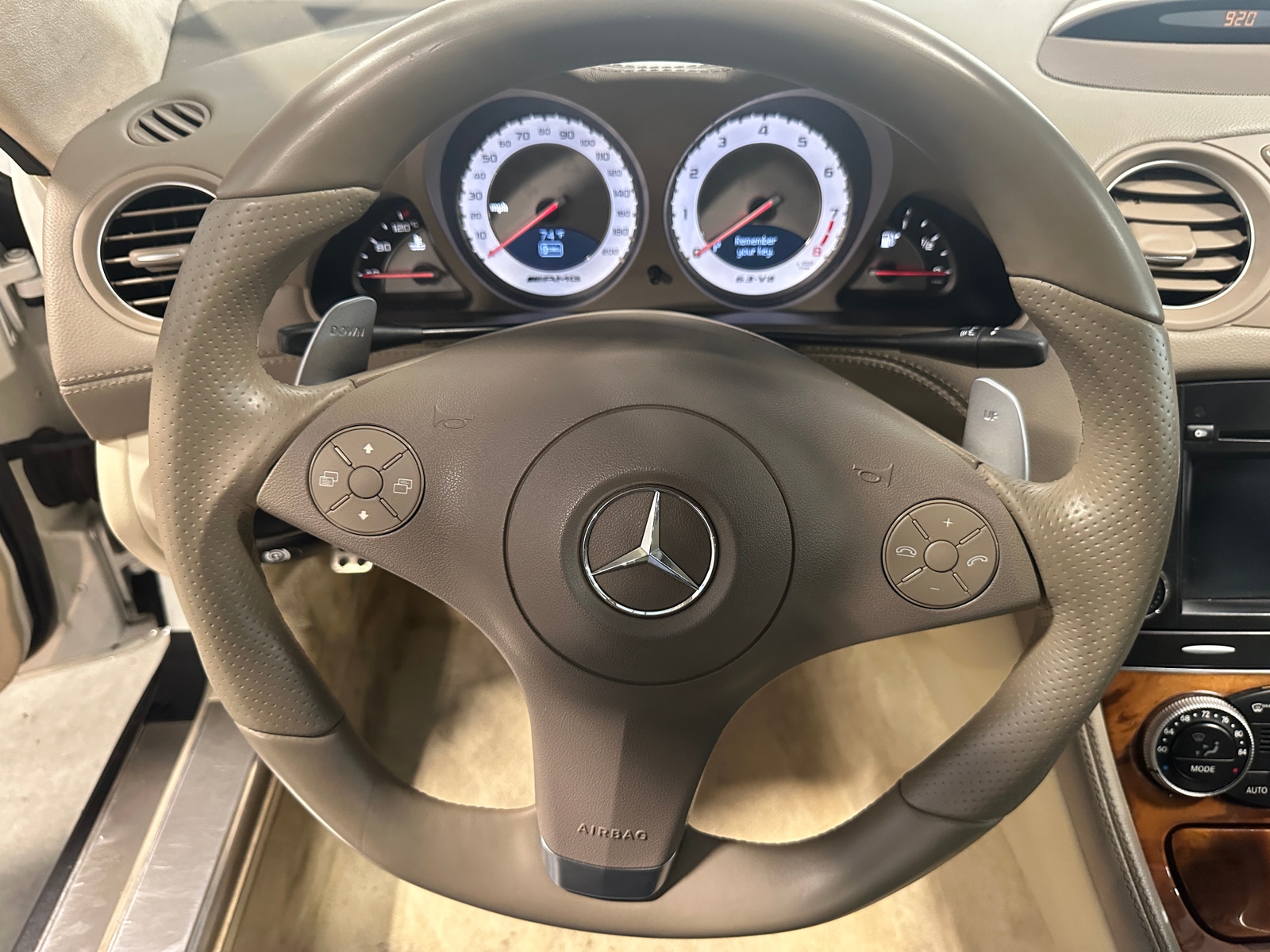 Thumbnail: 2011 Mercedes-Benz SL-Class - 4