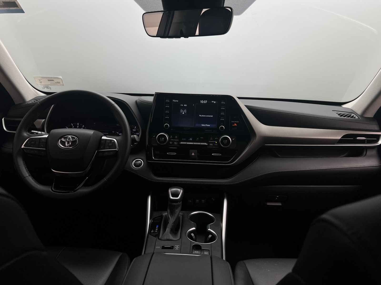 Thumbnail: 2020 Toyota Highlander - 2
