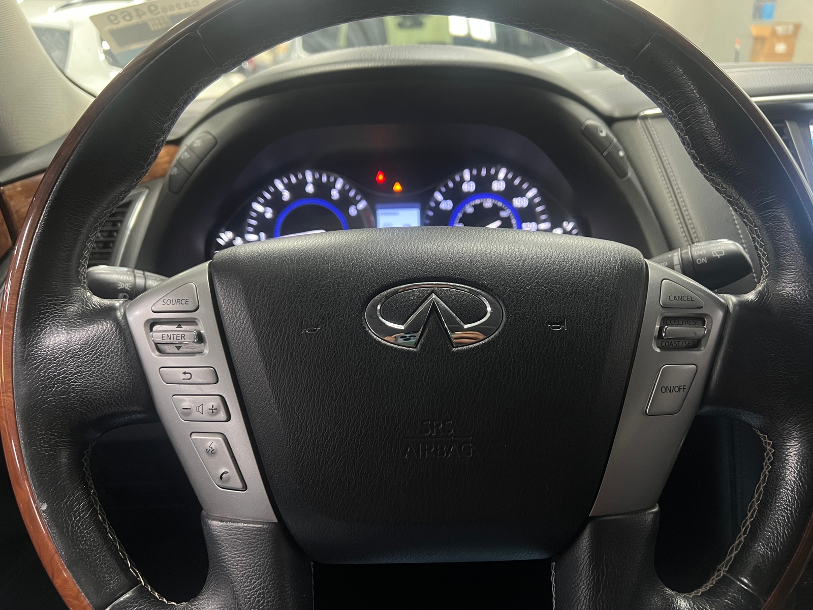 Thumbnail: 2019 INFINITI QX80 - 4