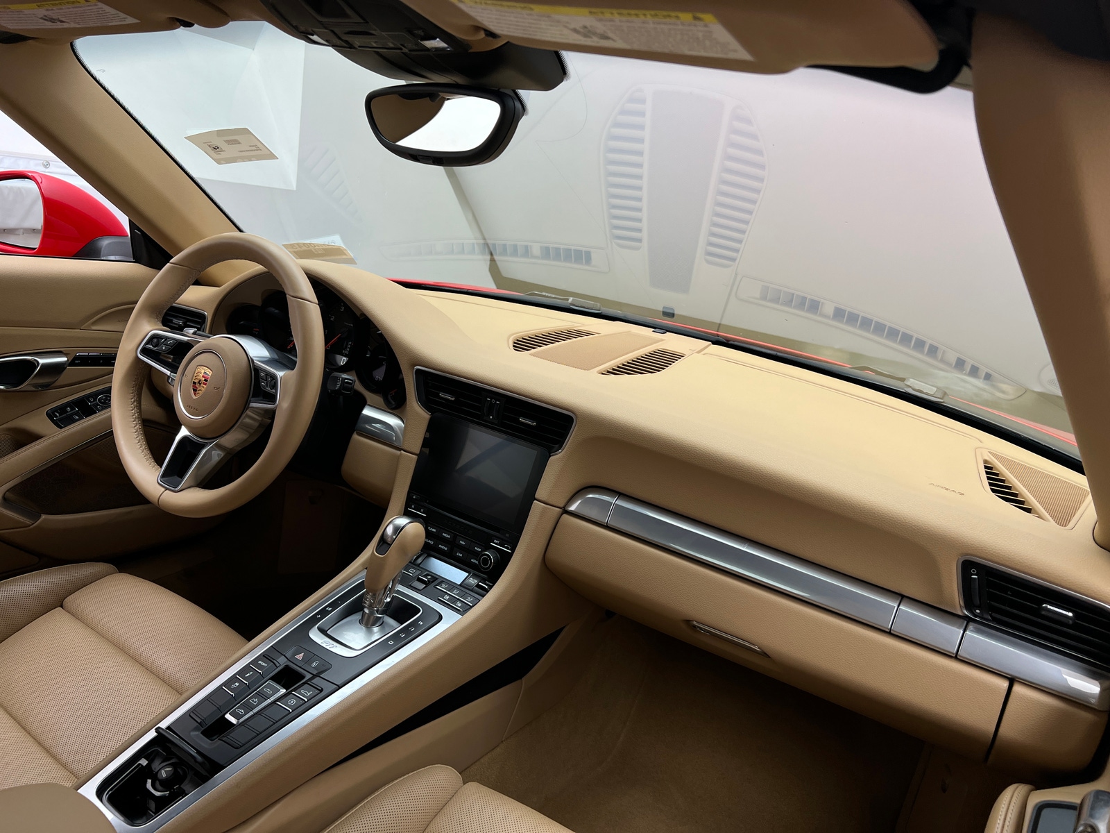 Thumbnail: 2017 Porsche 911 - 2