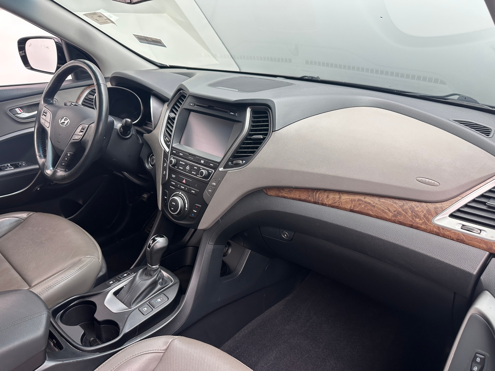 Thumbnail: 2018 Hyundai Santa Fe - 2