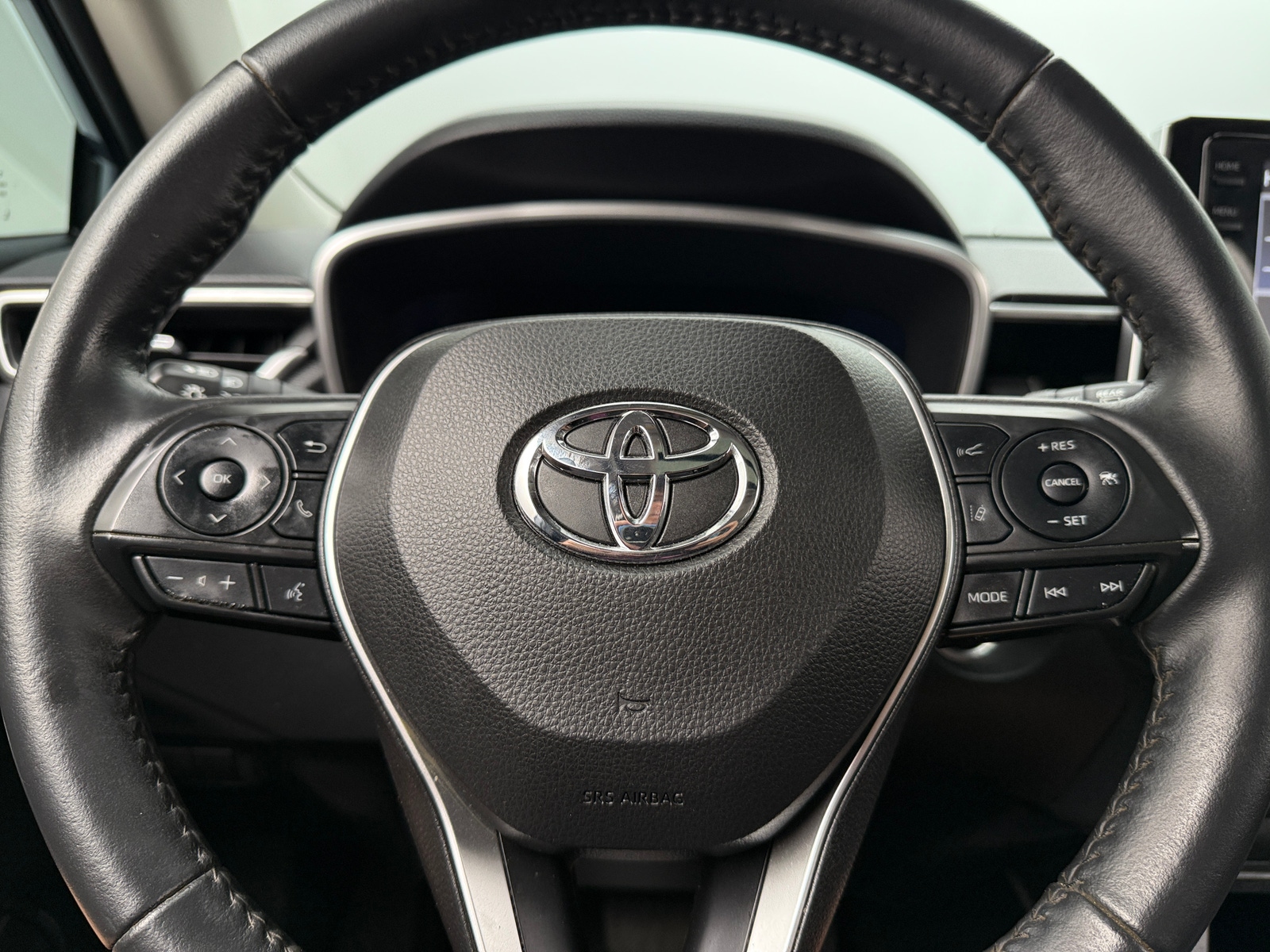 Thumbnail: 2022 Toyota Corolla Cross - 4