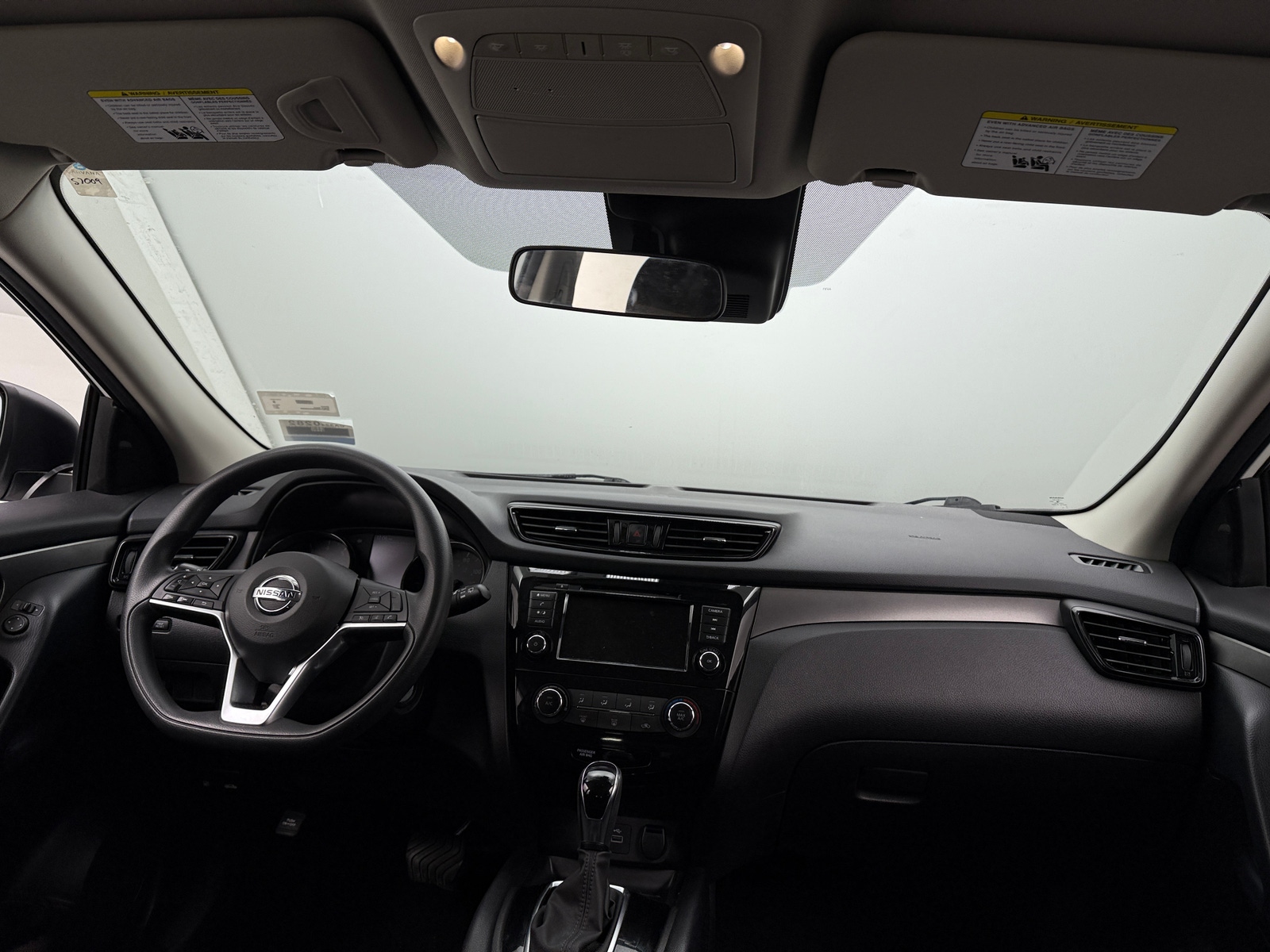 Thumbnail: 2021 Nissan Rogue Sport - 3