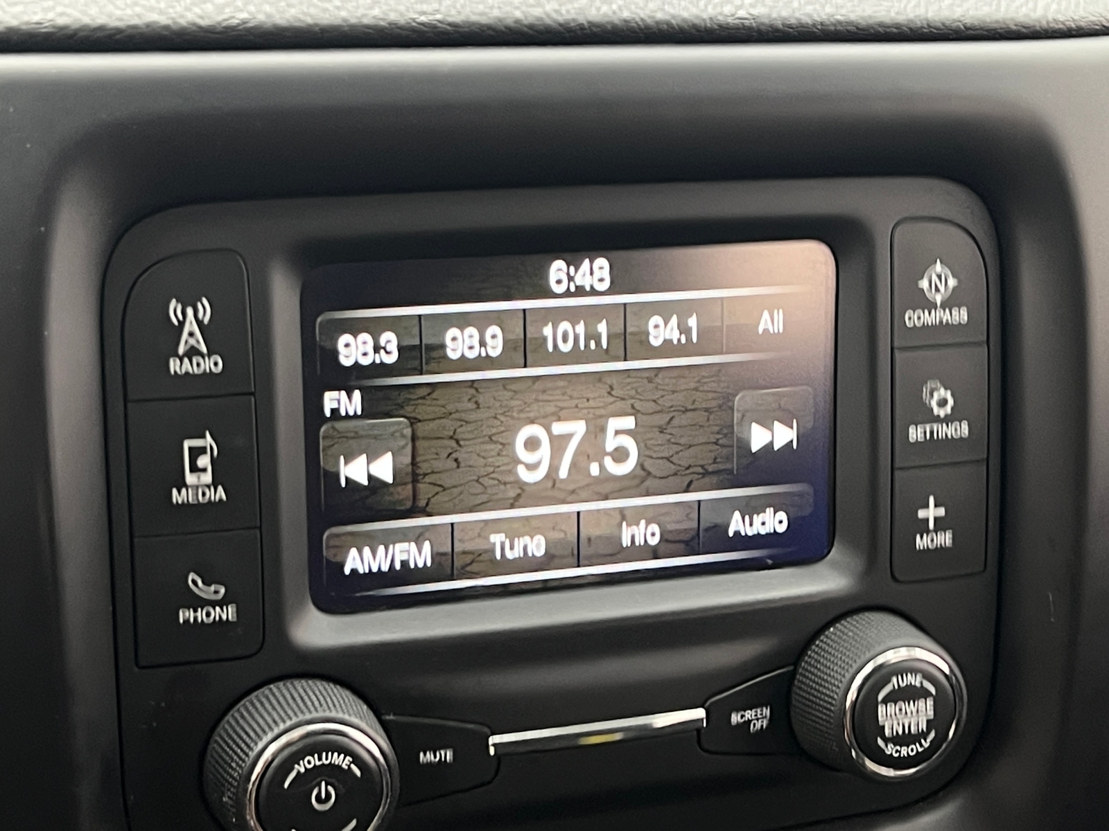 Thumbnail: 2018 Jeep Compass - 4