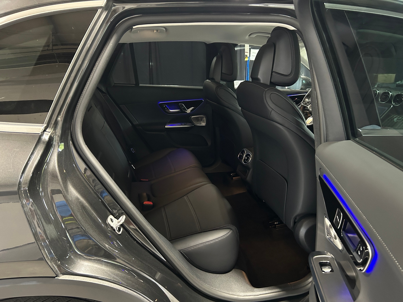 Thumbnail: 2023 Mercedes-Benz GLC - 5