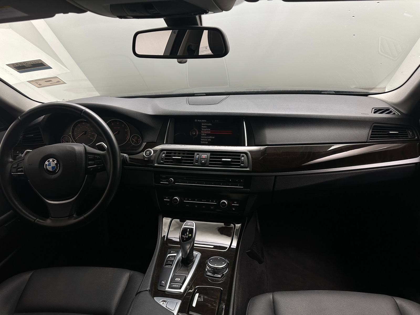 Thumbnail: 2016 BMW 5 Series - 2