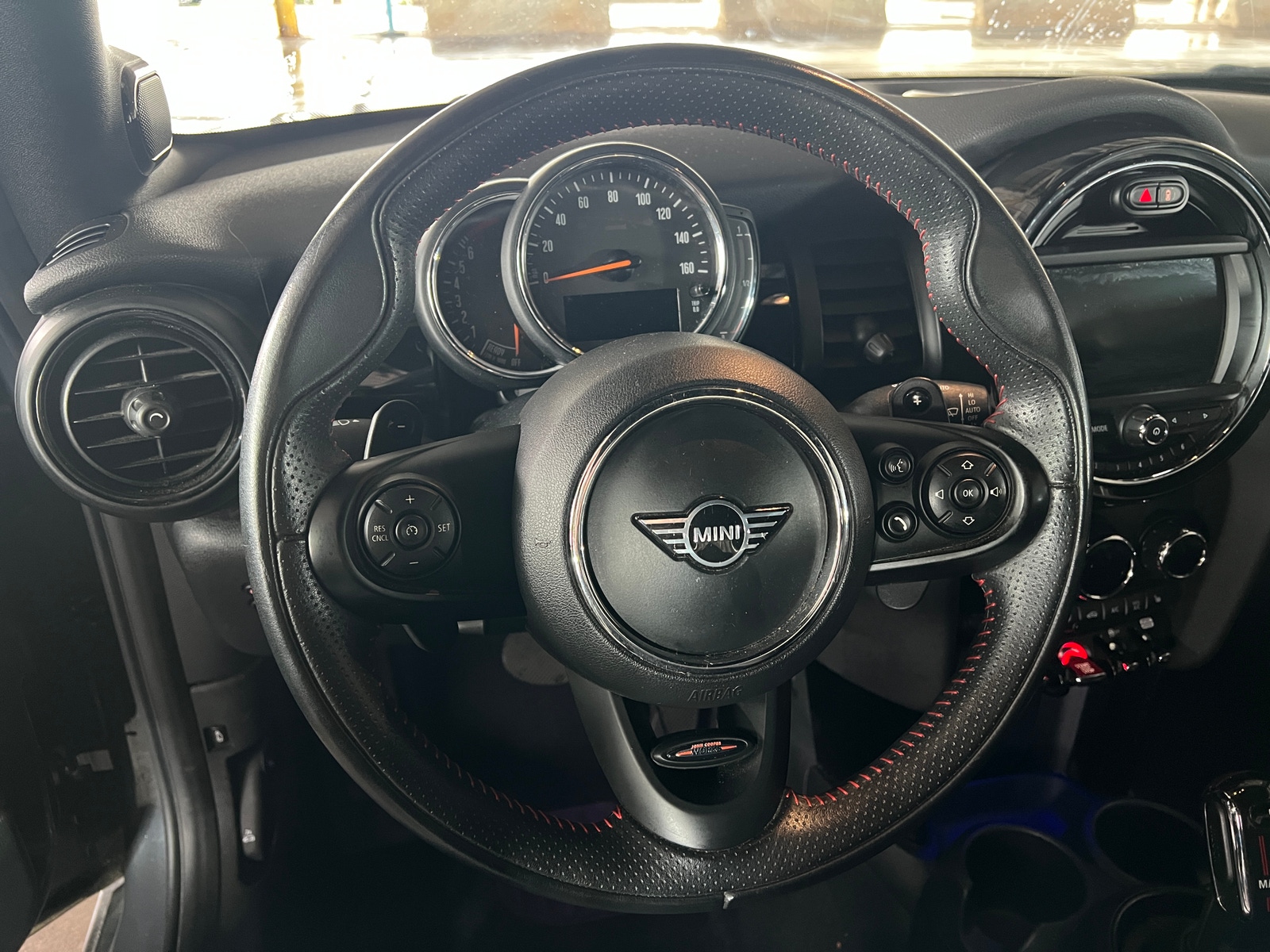 Thumbnail: 2020 MINI Cooper Convertible - 5