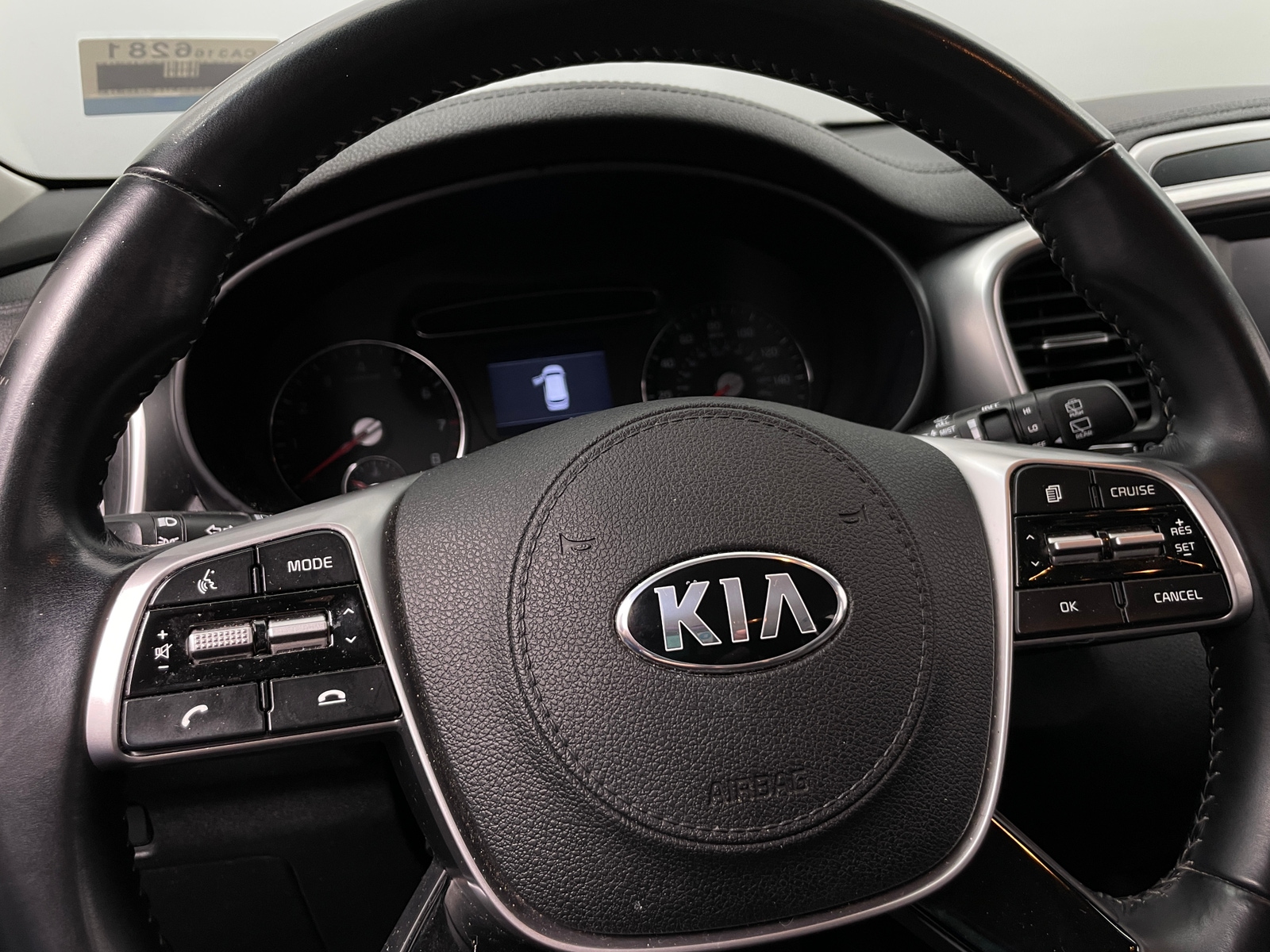 Thumbnail: 2020 Kia Sorento - 5