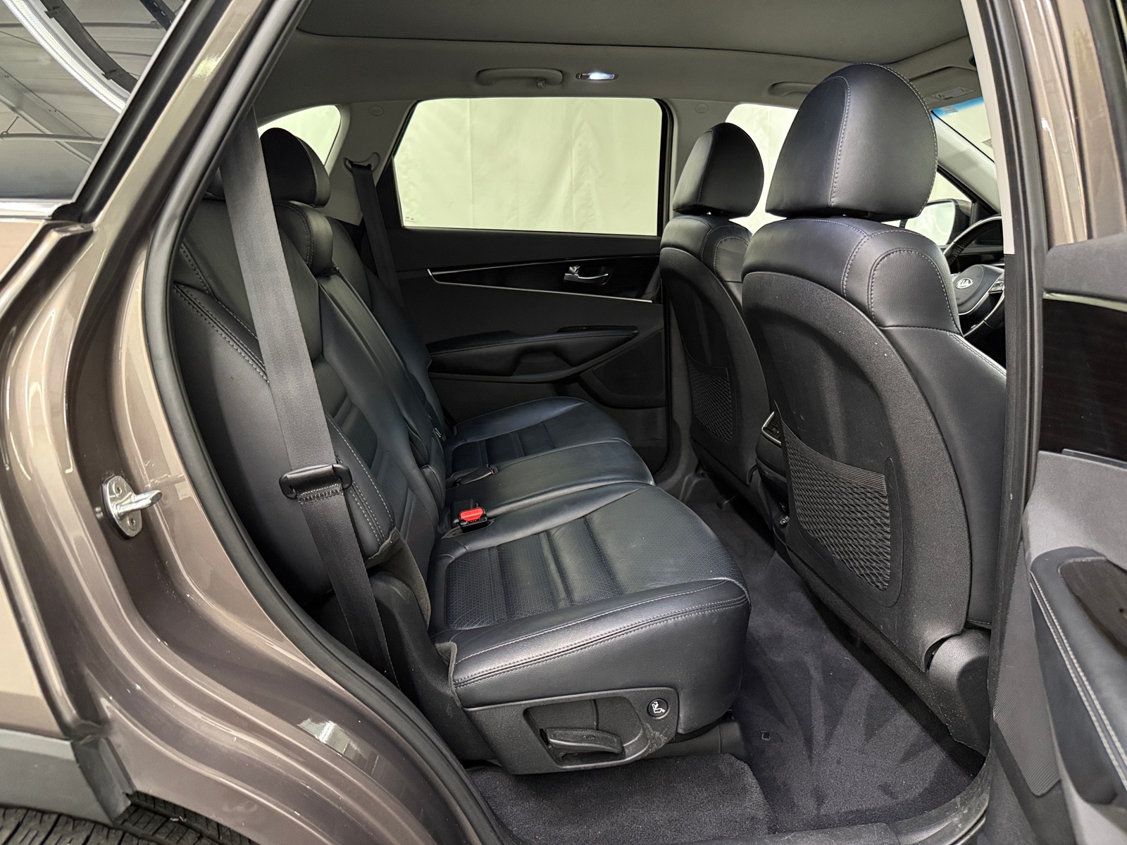 Thumbnail: 2020 Kia Sorento - 5