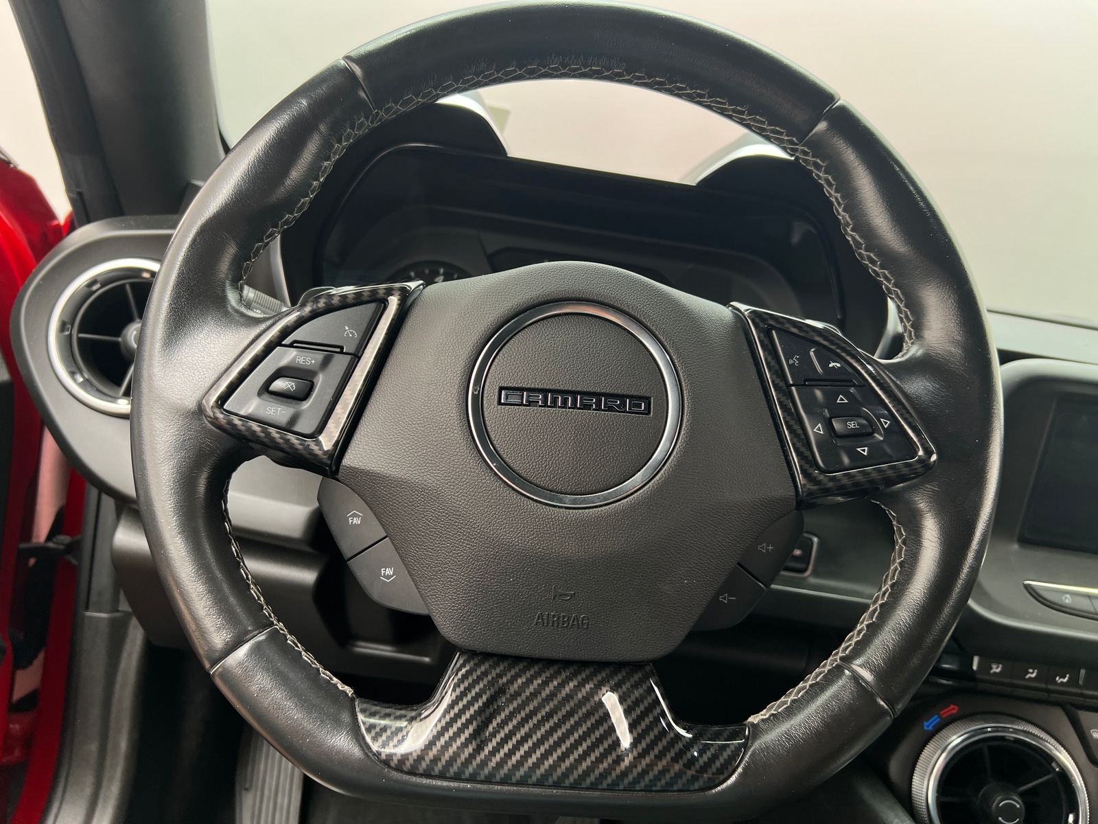 Thumbnail: 2018 Chevrolet Camaro - 4