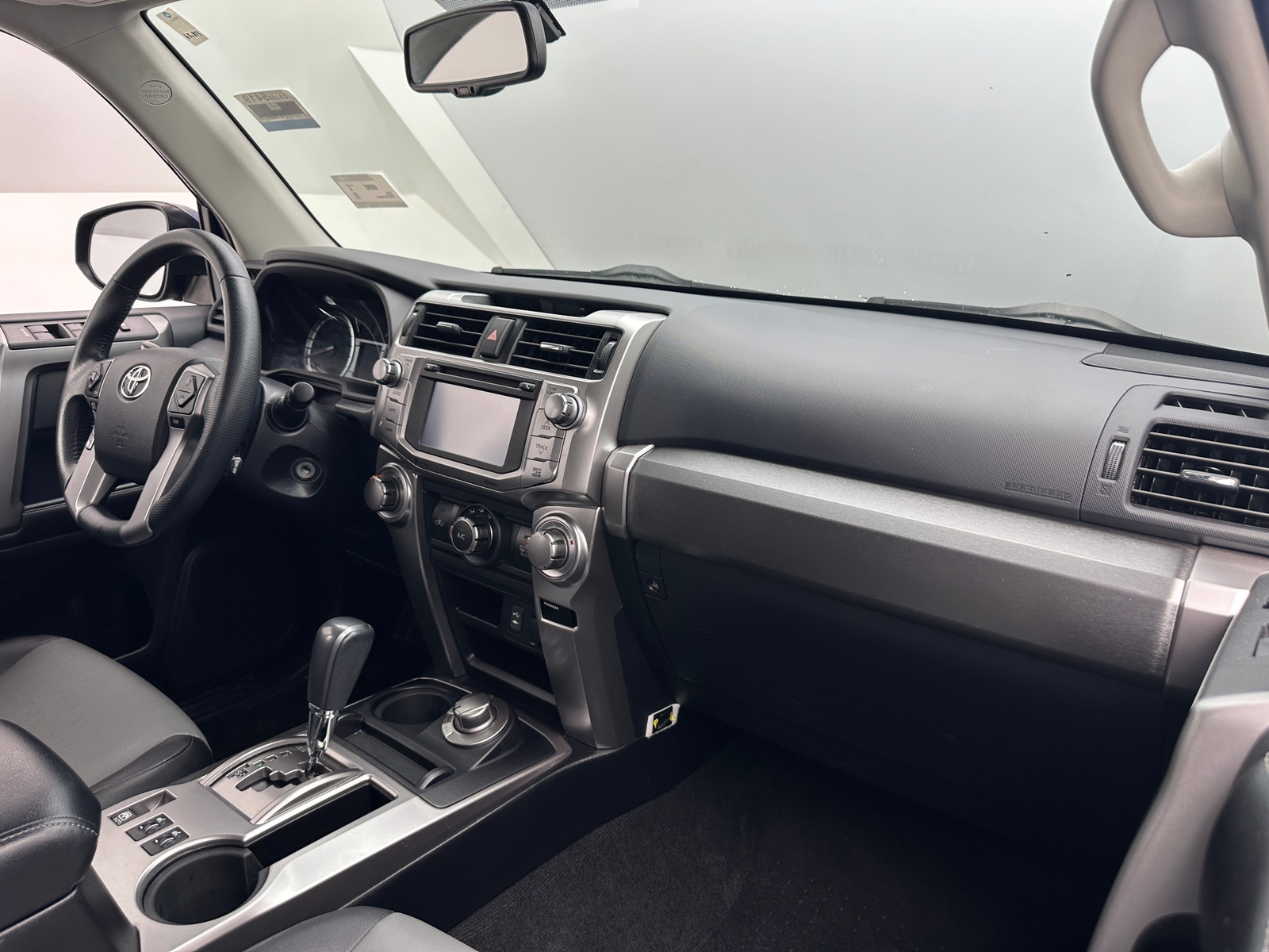 Thumbnail: 2015 Toyota 4Runner - 2