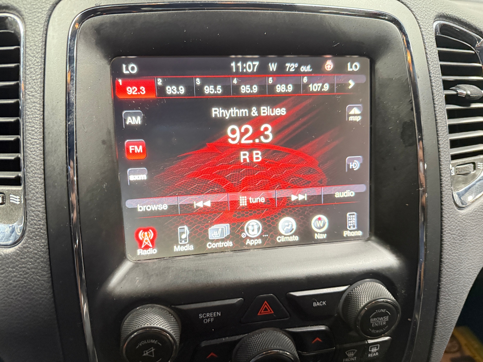 Thumbnail: 2017 Dodge Durango - 3