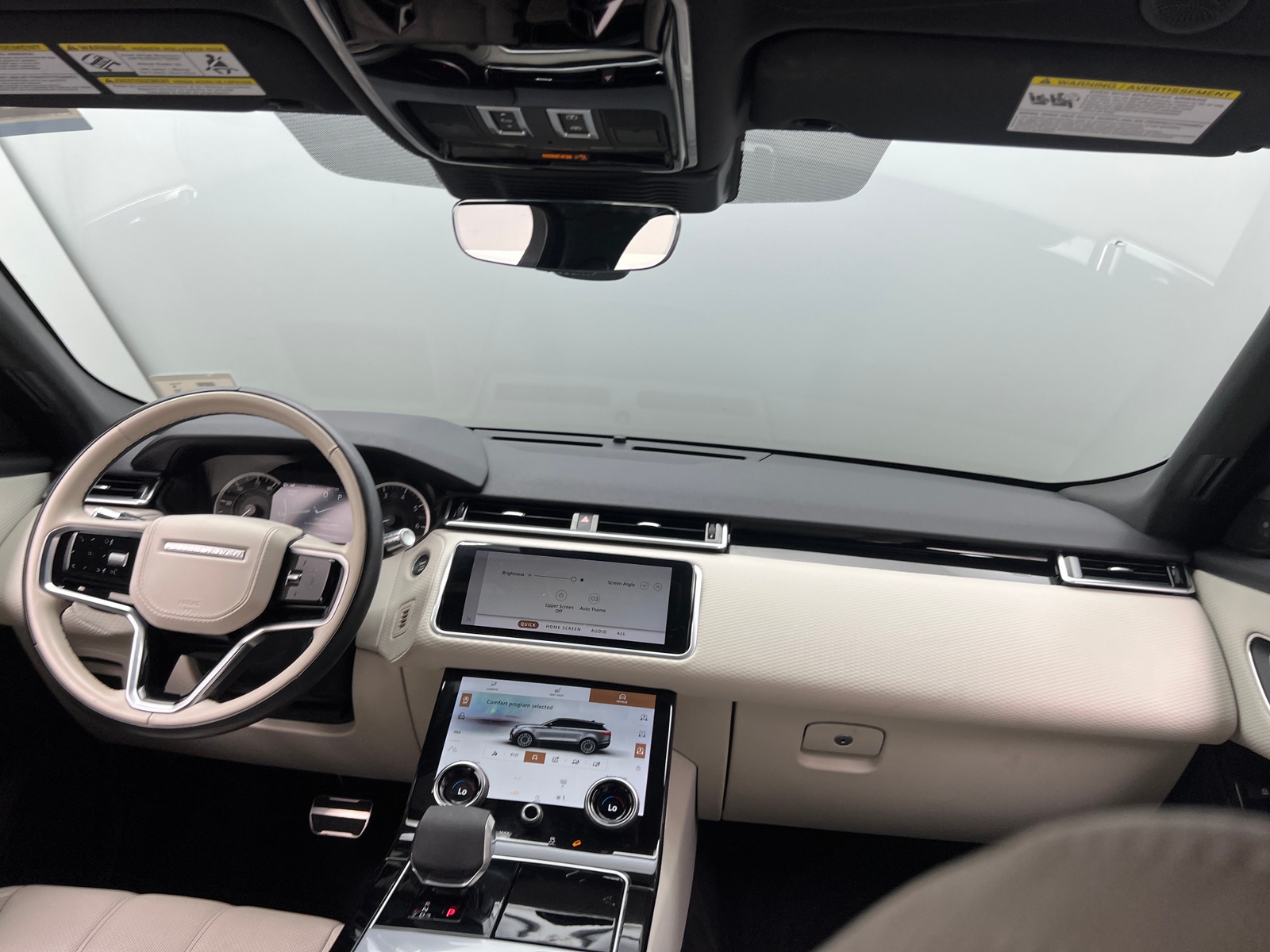 Thumbnail: 2022 Land Rover Range Rover Velar - 2