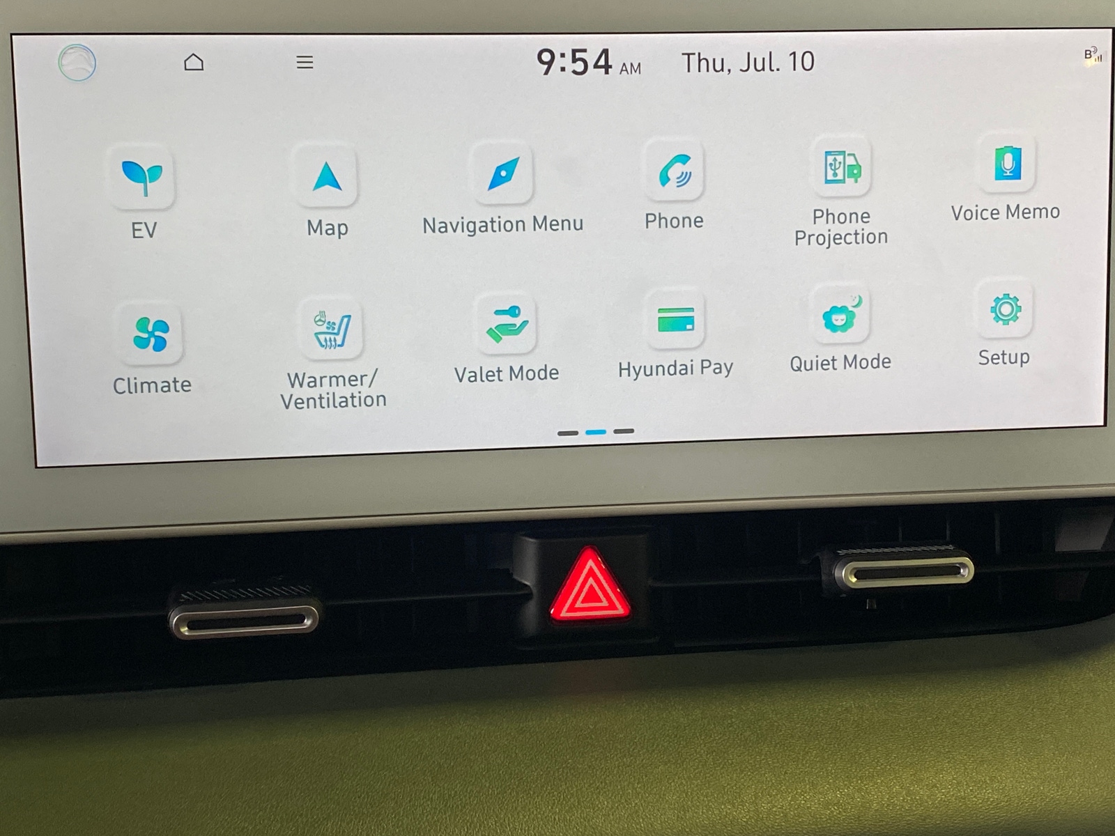 Thumbnail: 2023 Hyundai Ioniq 5 - 4