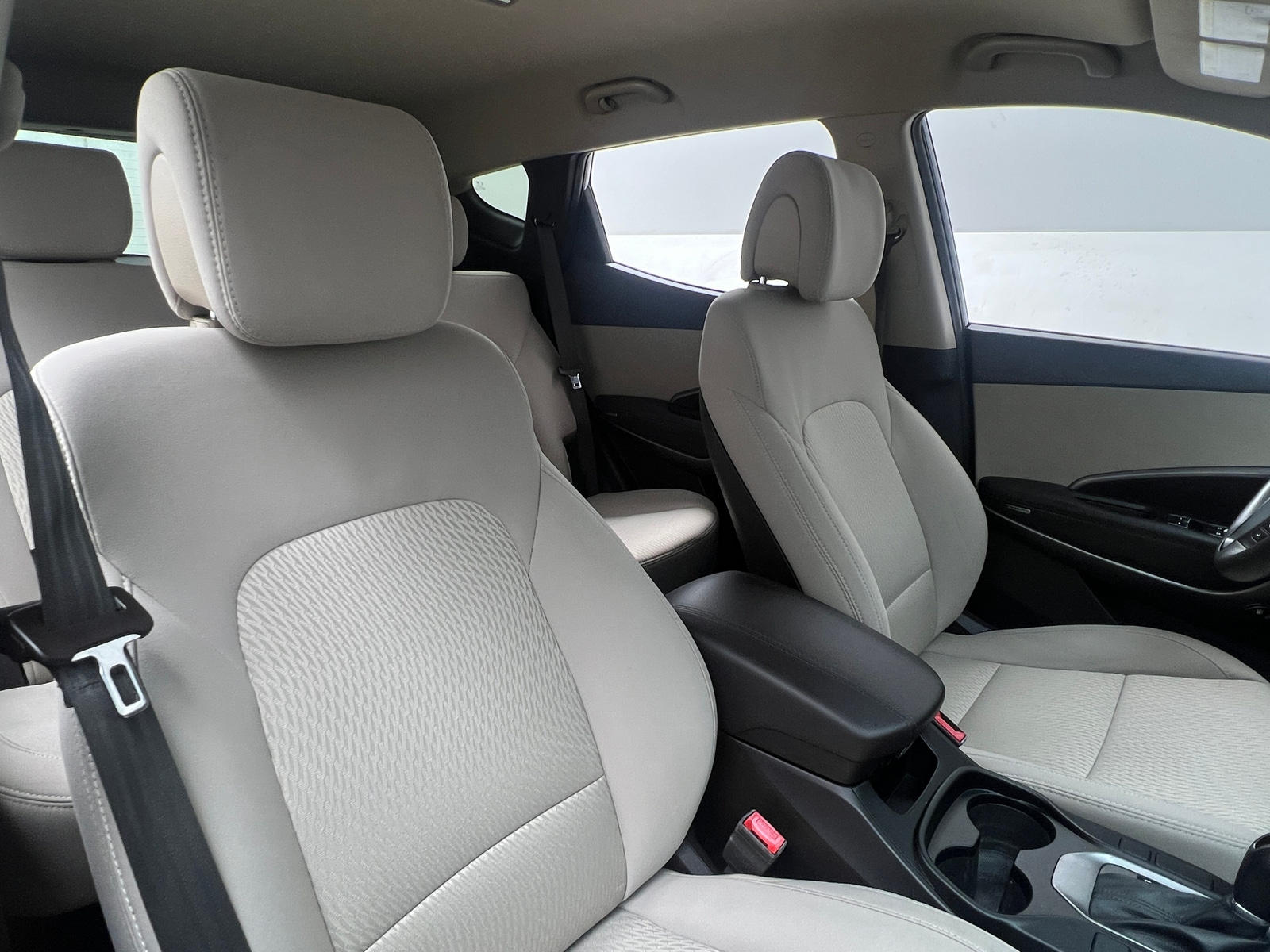Thumbnail: 2017 Hyundai Santa Fe - 2