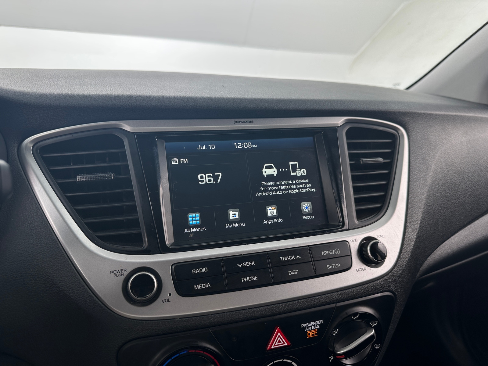 Thumbnail: 2022 Hyundai Accent - 4