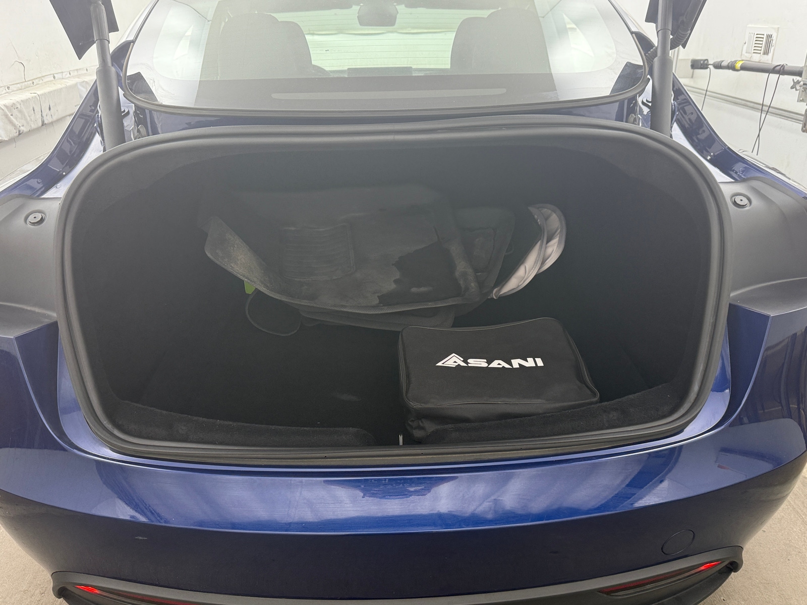 Thumbnail: 2024 Tesla Model 3 - 6