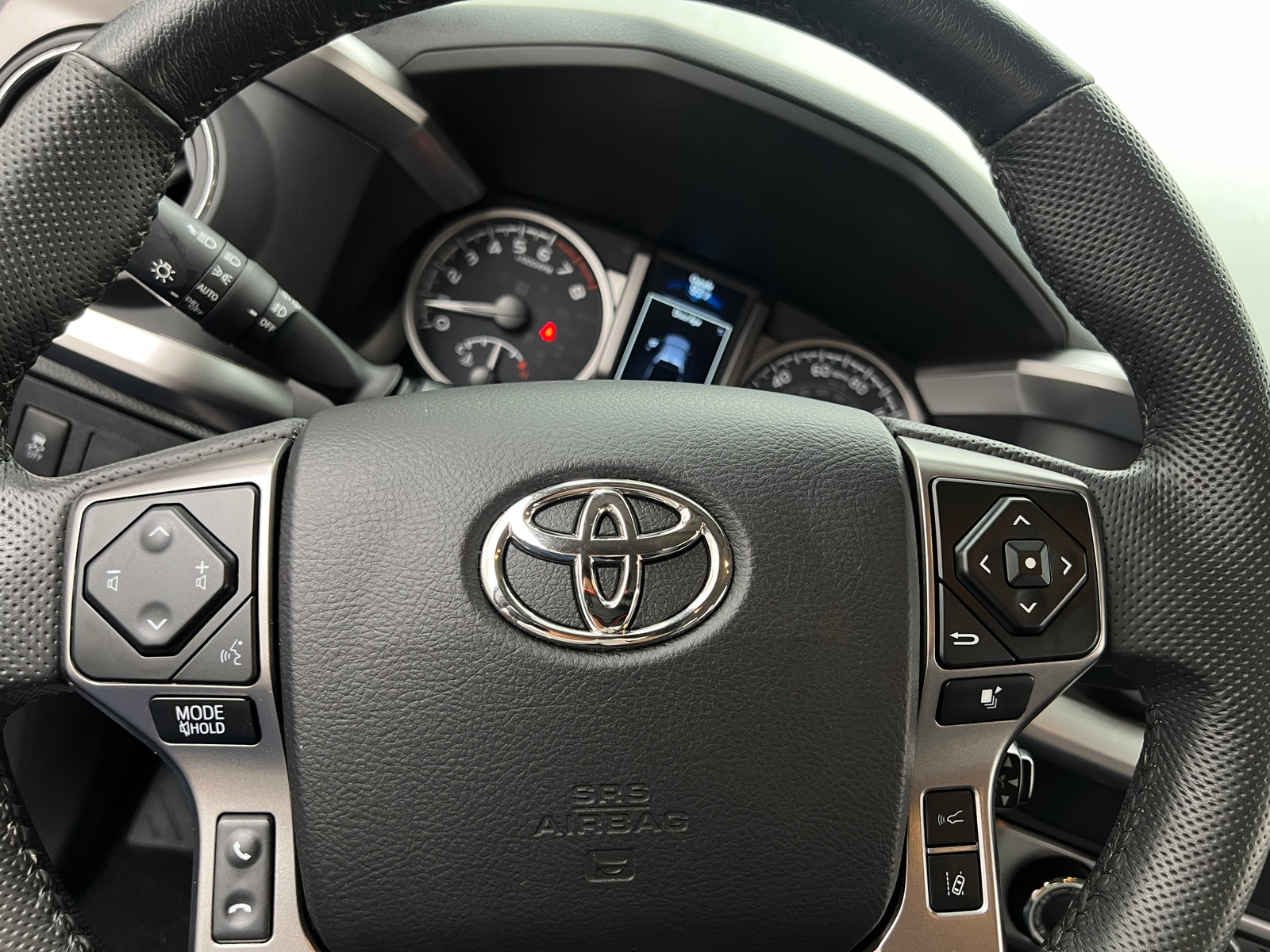 Thumbnail: 2022 Toyota Tacoma - 5