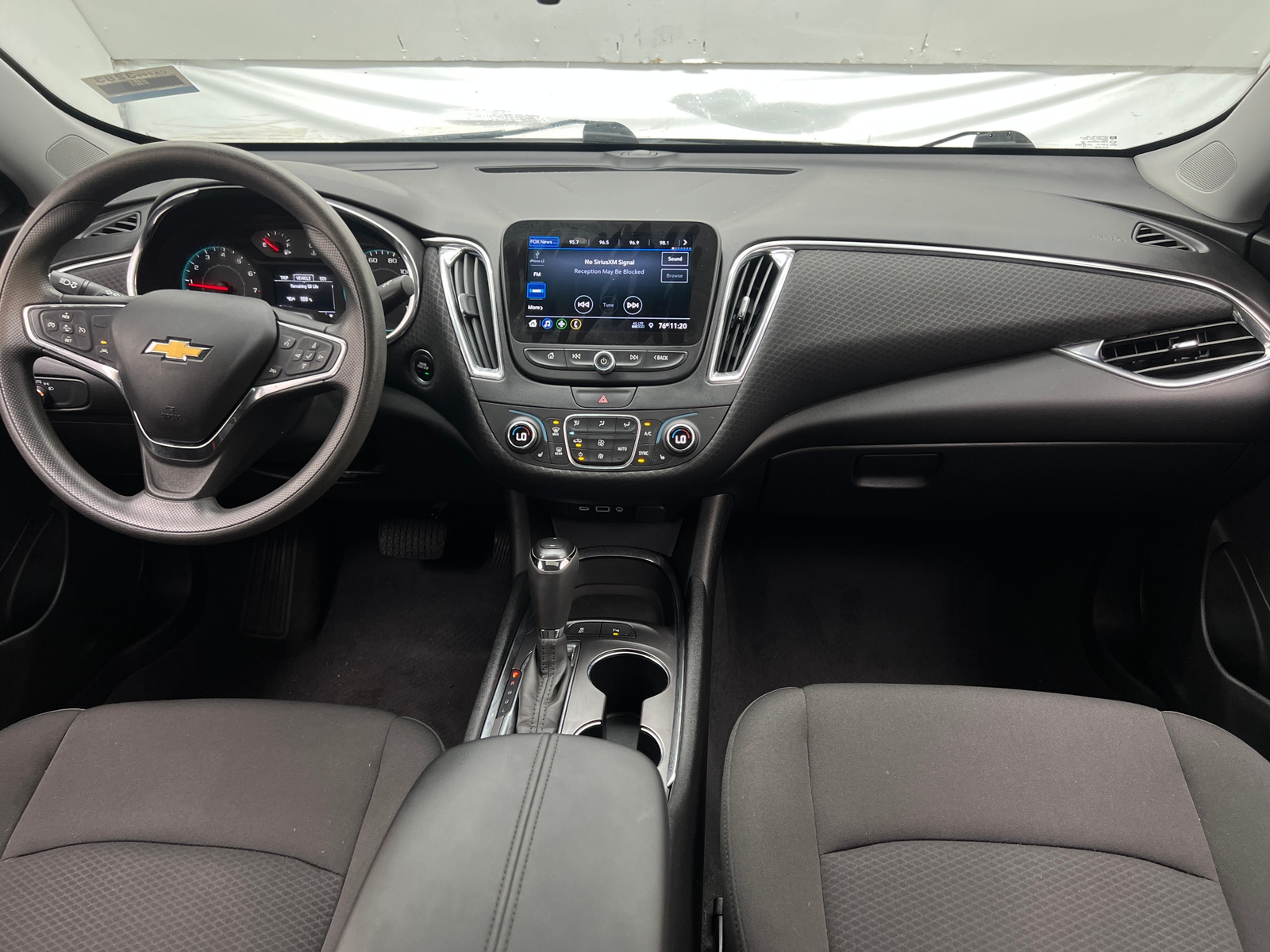 Thumbnail: 2019 Chevrolet Malibu - 3