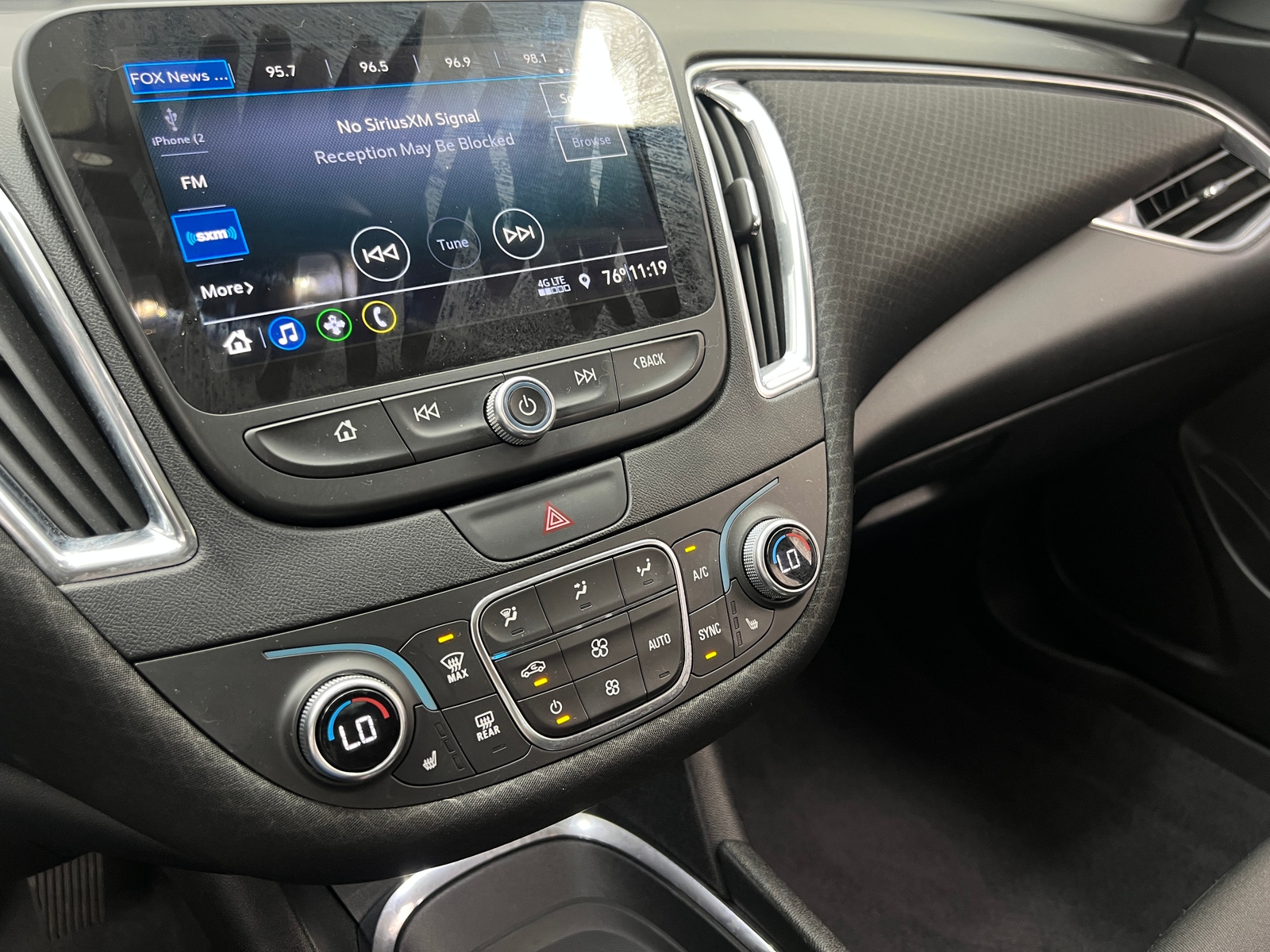 Thumbnail: 2019 Chevrolet Malibu - 4