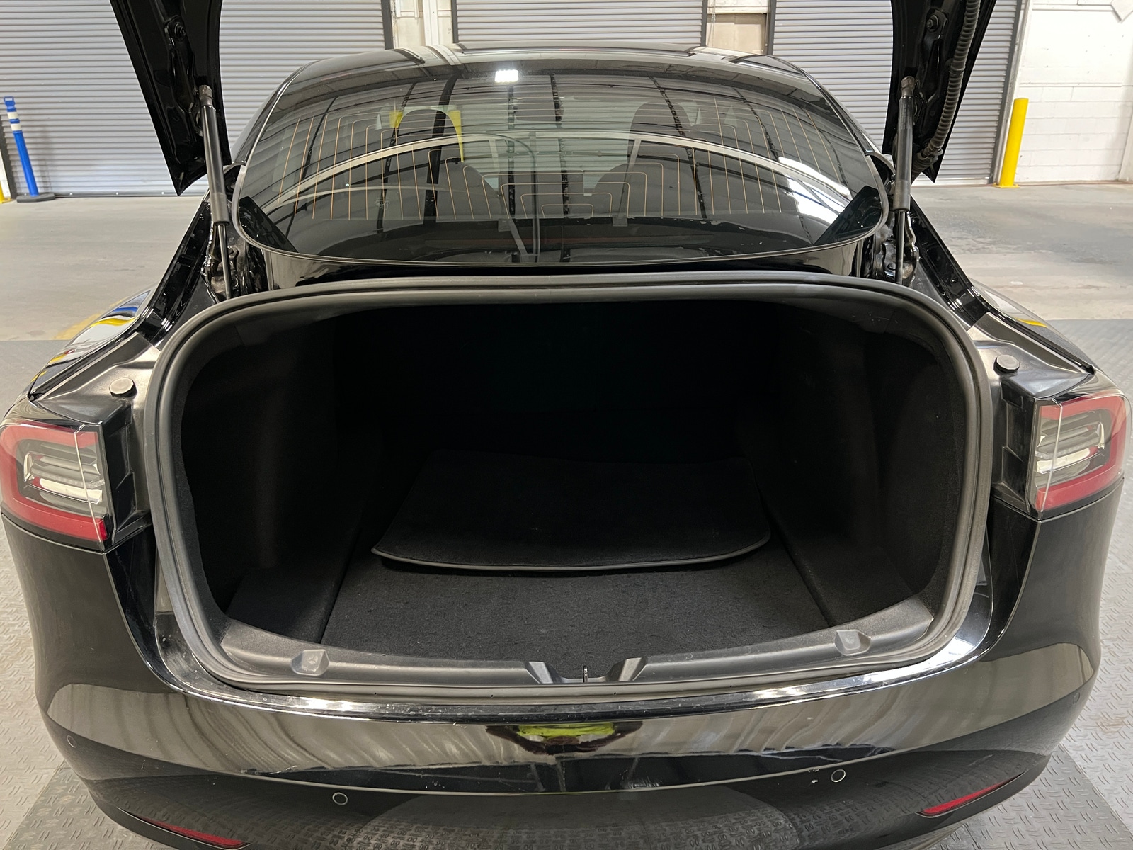 Thumbnail: 2020 Tesla Model 3 - 6
