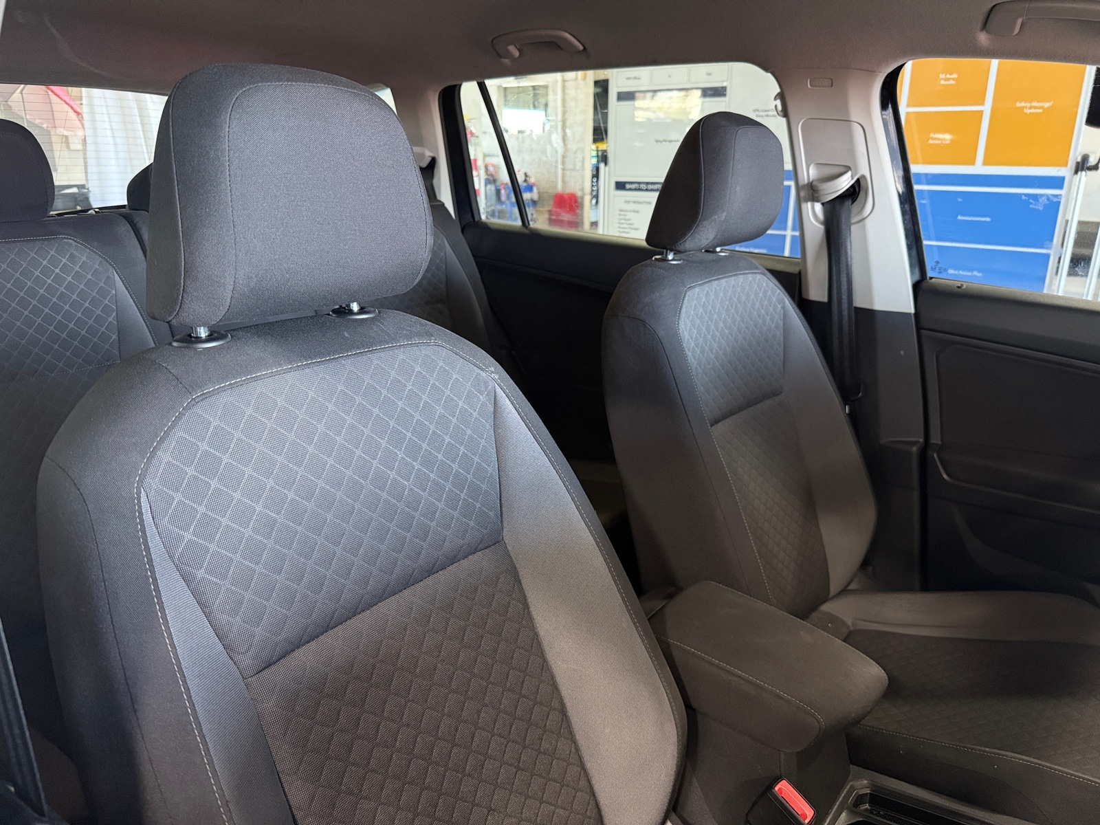 Thumbnail: 2019 Volkswagen Tiguan - 2