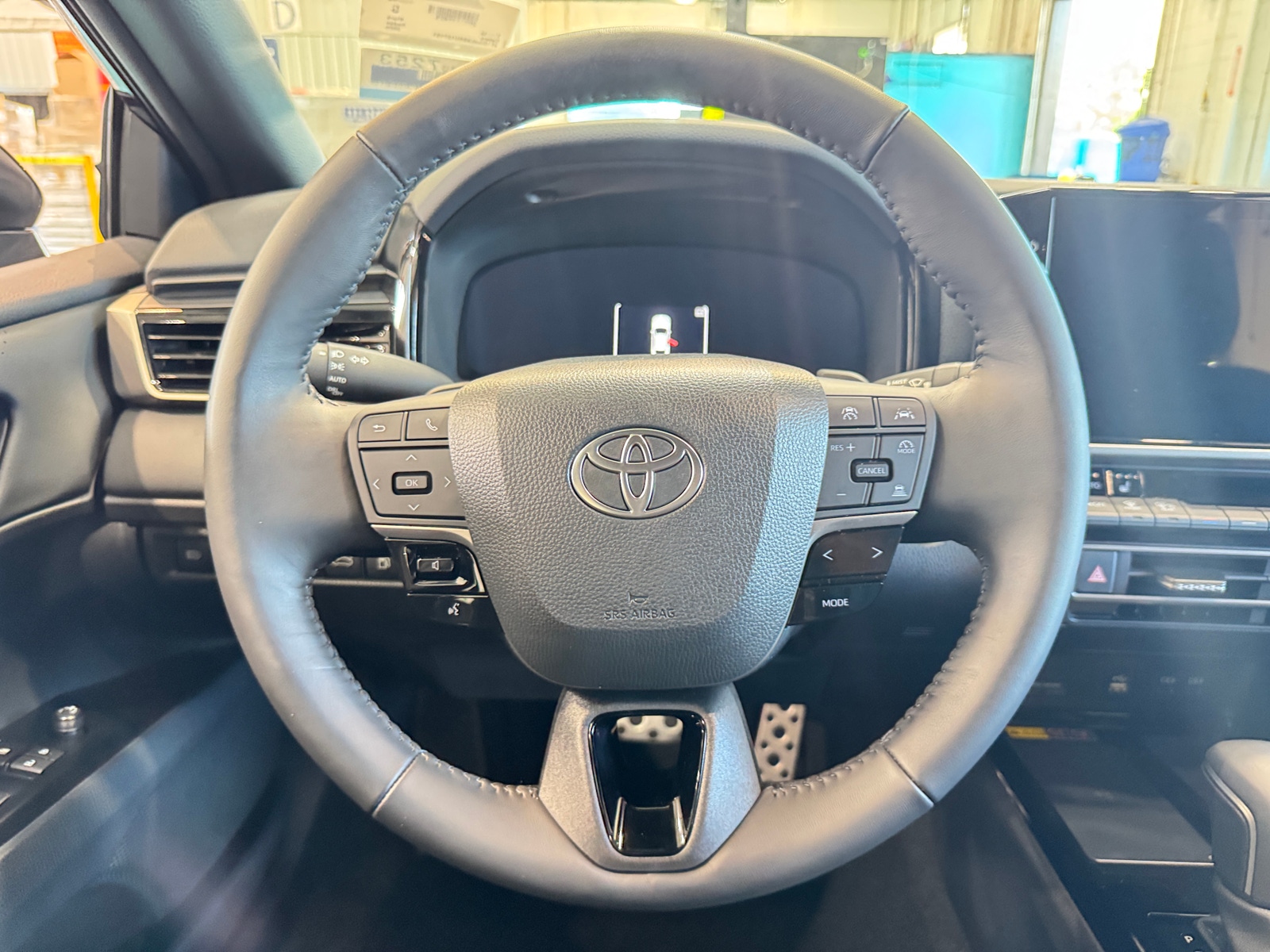 Thumbnail: 2025 Toyota Camry - 4