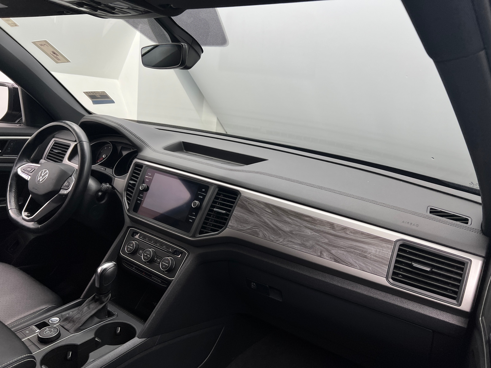 Thumbnail: 2020 Volkswagen Atlas - 2