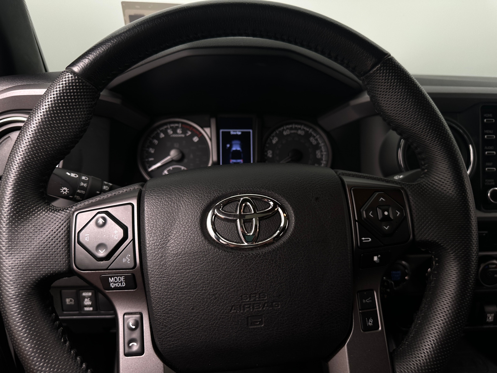 Thumbnail: 2022 Toyota Tacoma - 4
