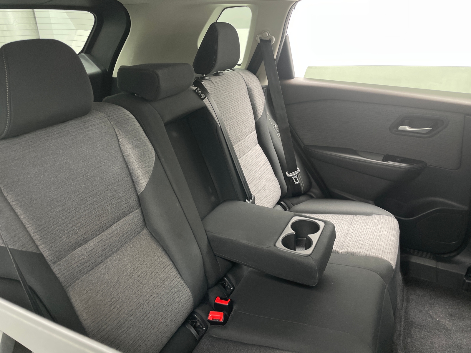 Thumbnail: 2023 Nissan Rogue - 6