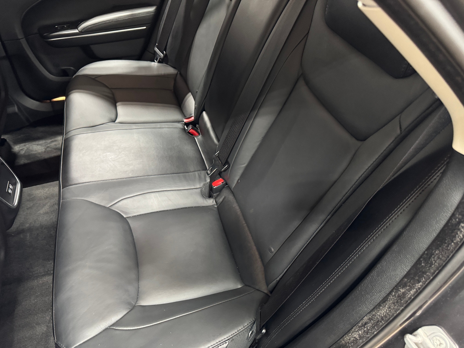 Thumbnail: 2015 Chrysler 300 - 5