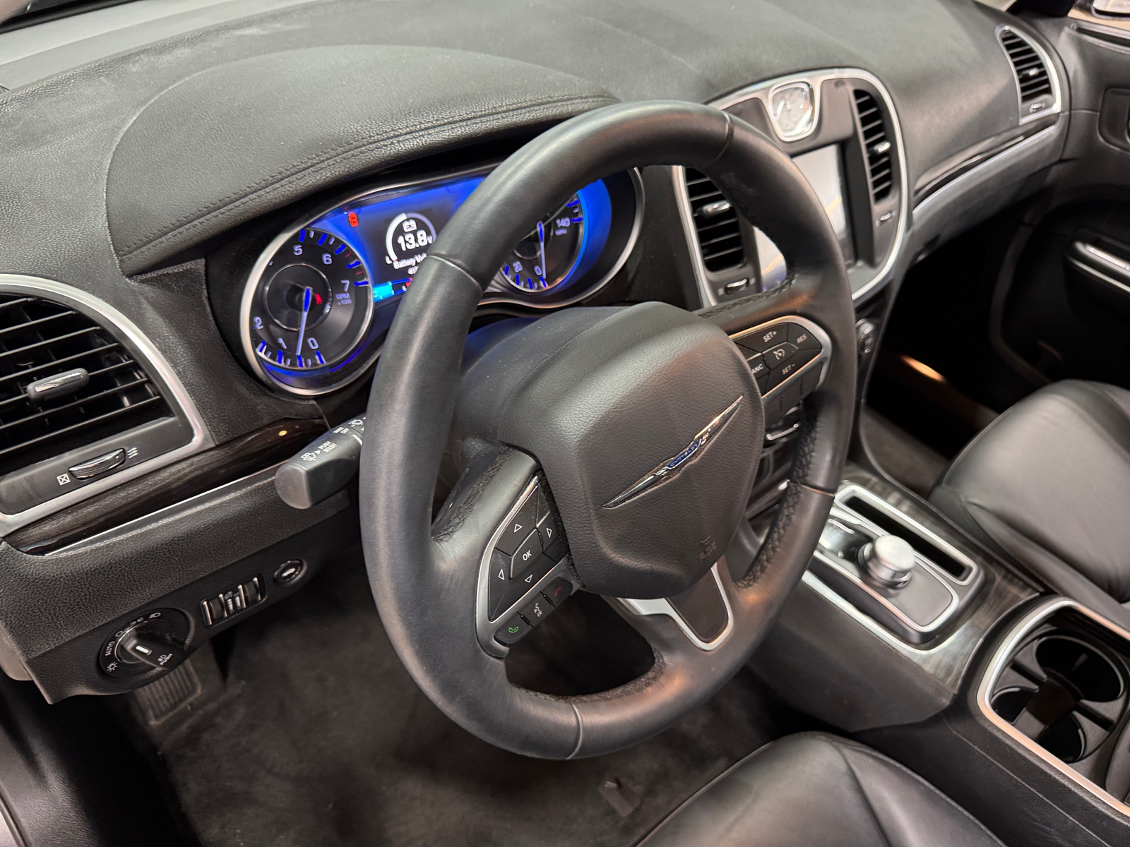 Thumbnail: 2015 Chrysler 300 - 2