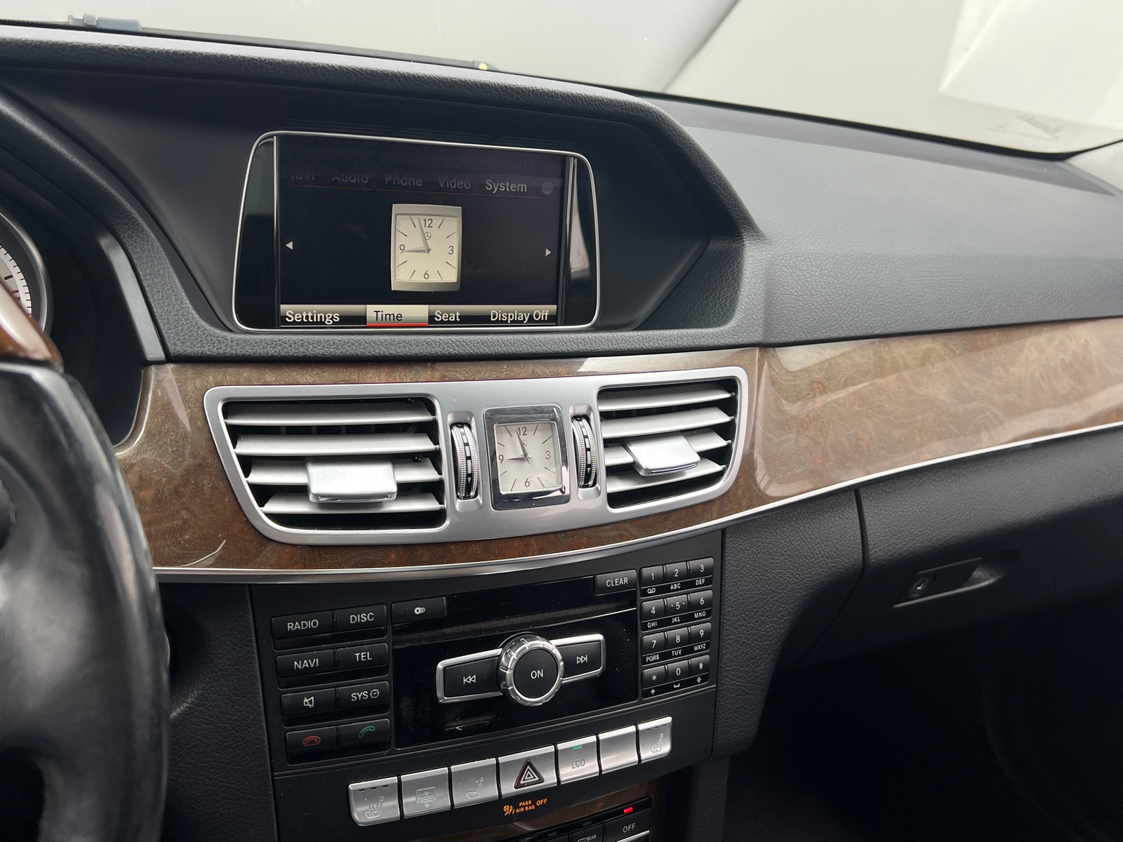 Thumbnail: 2014 Mercedes-Benz E-Class - 3