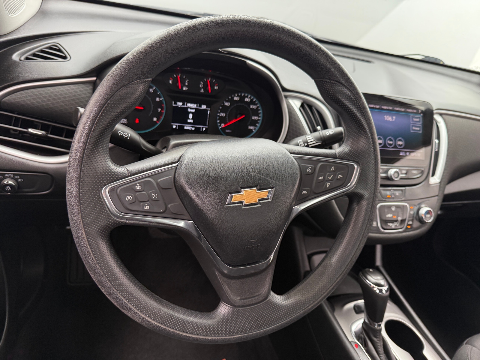 Thumbnail: 2020 Chevrolet Malibu - 5