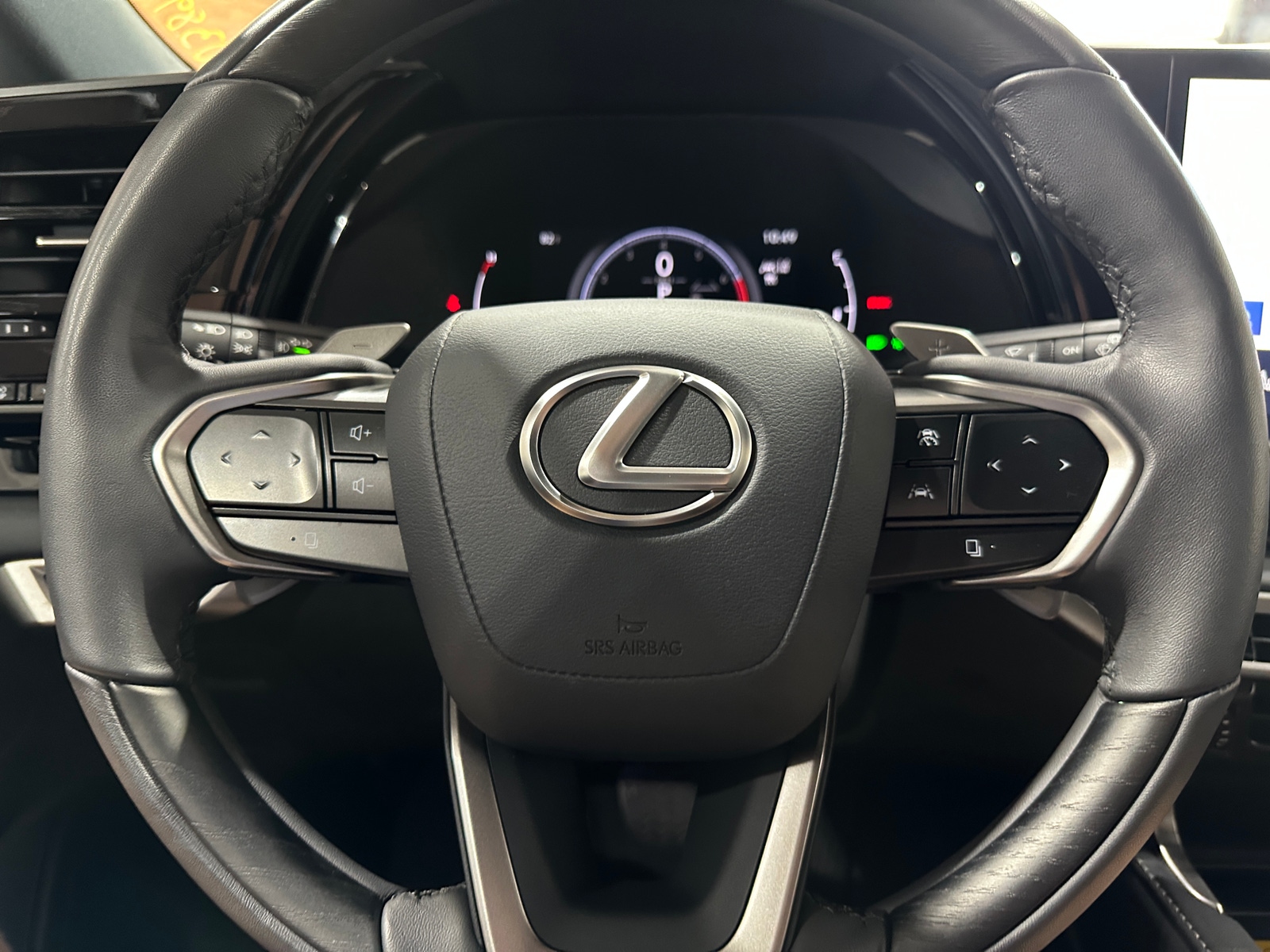 Thumbnail: 2024 Lexus RX - 4