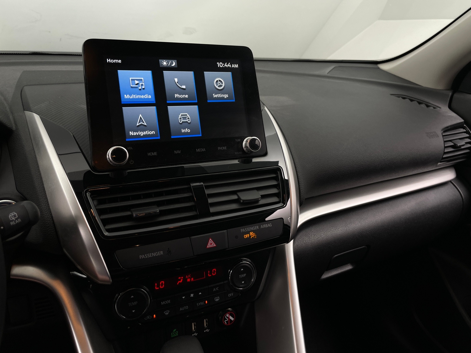 Thumbnail: 2024 Mitsubishi Eclipse Cross - 4
