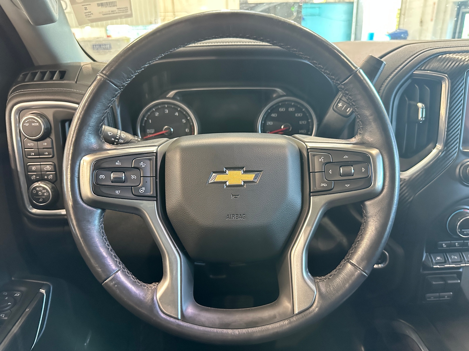 Thumbnail: 2021 Chevrolet Silverado 1500 - 4